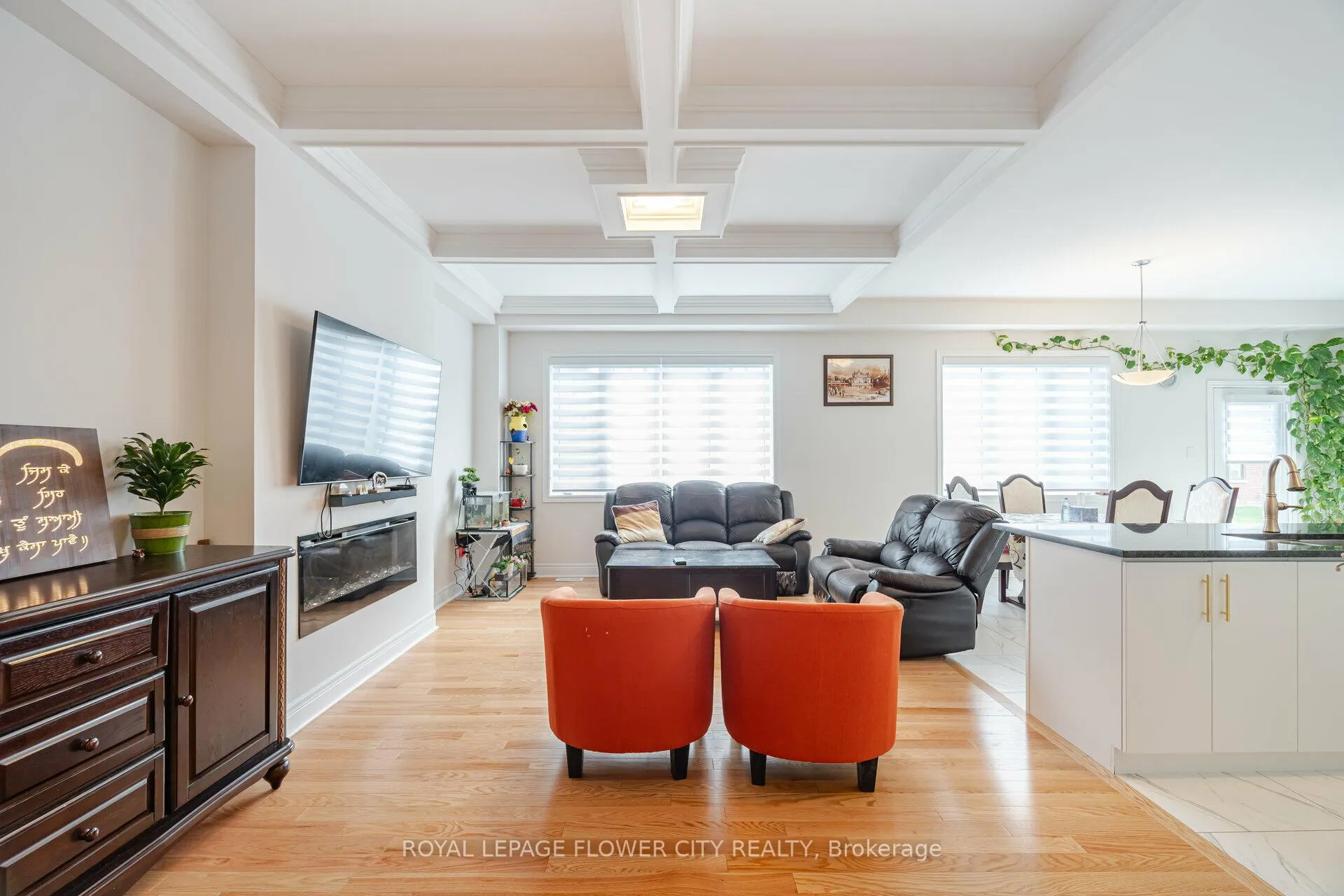 Photo 13 of 36 Icon Street S, Brampton, Sandringham-Wellington North — HOMEH