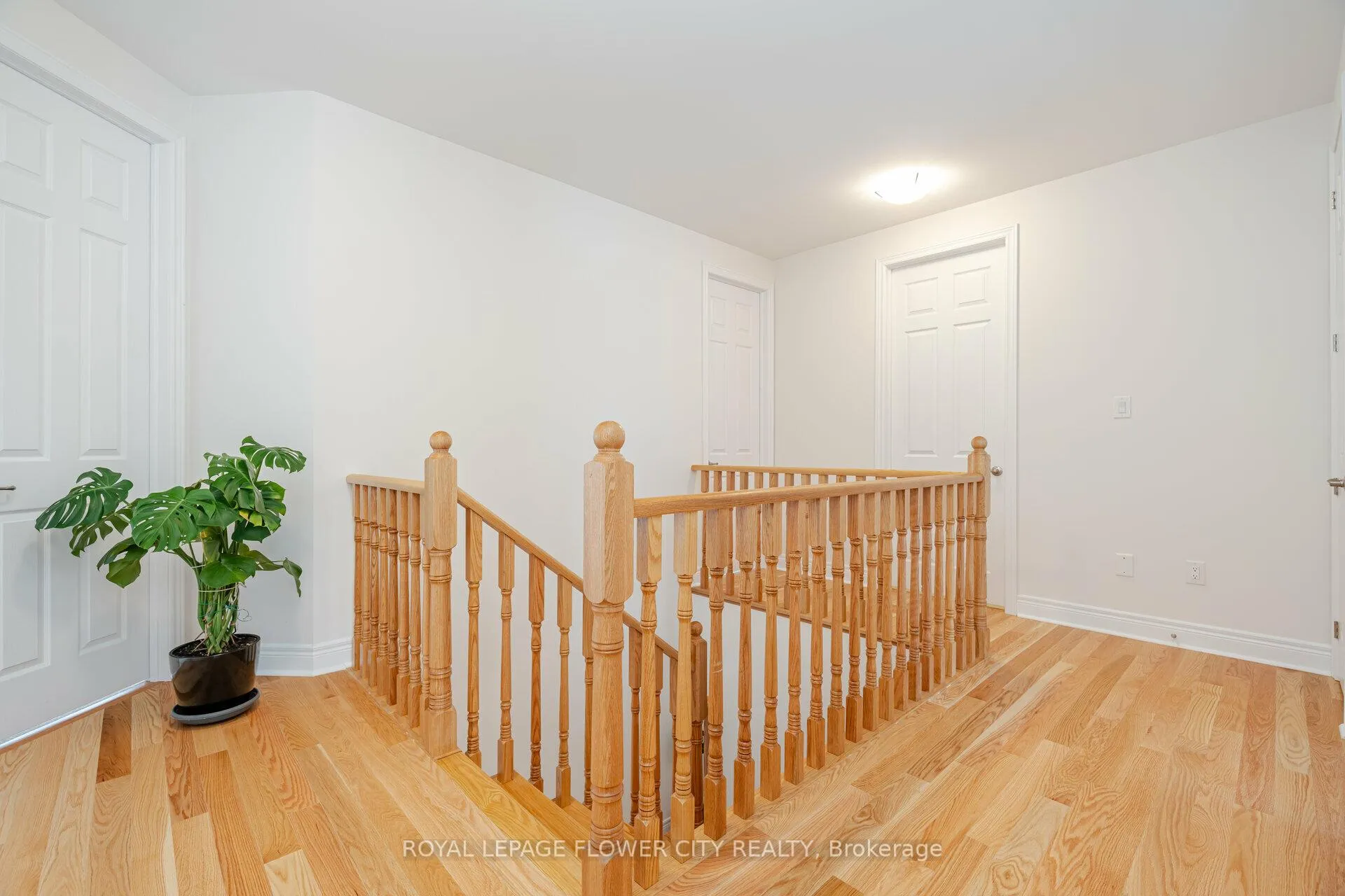 Photo 21 of 36 Icon Street S, Brampton, Sandringham-Wellington North — HOMEH