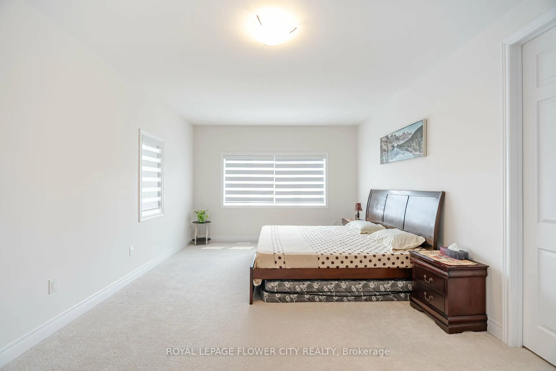 Photo 22 of 36 Icon Street S, Brampton, Sandringham-Wellington North — HOMEH