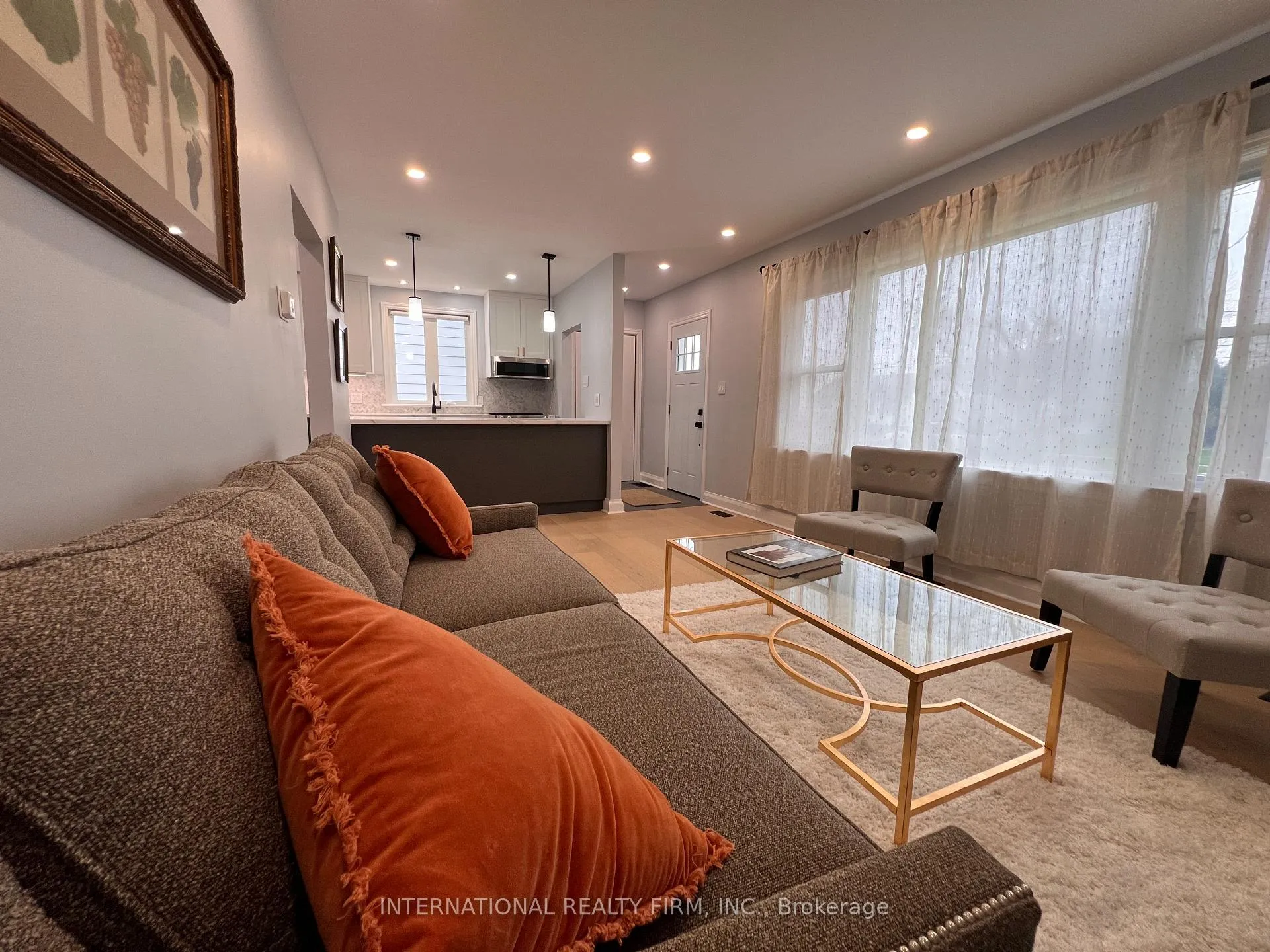 Photo 6 of 9 Admiral Road, St. Catharines, Secord Woods — HOMEH