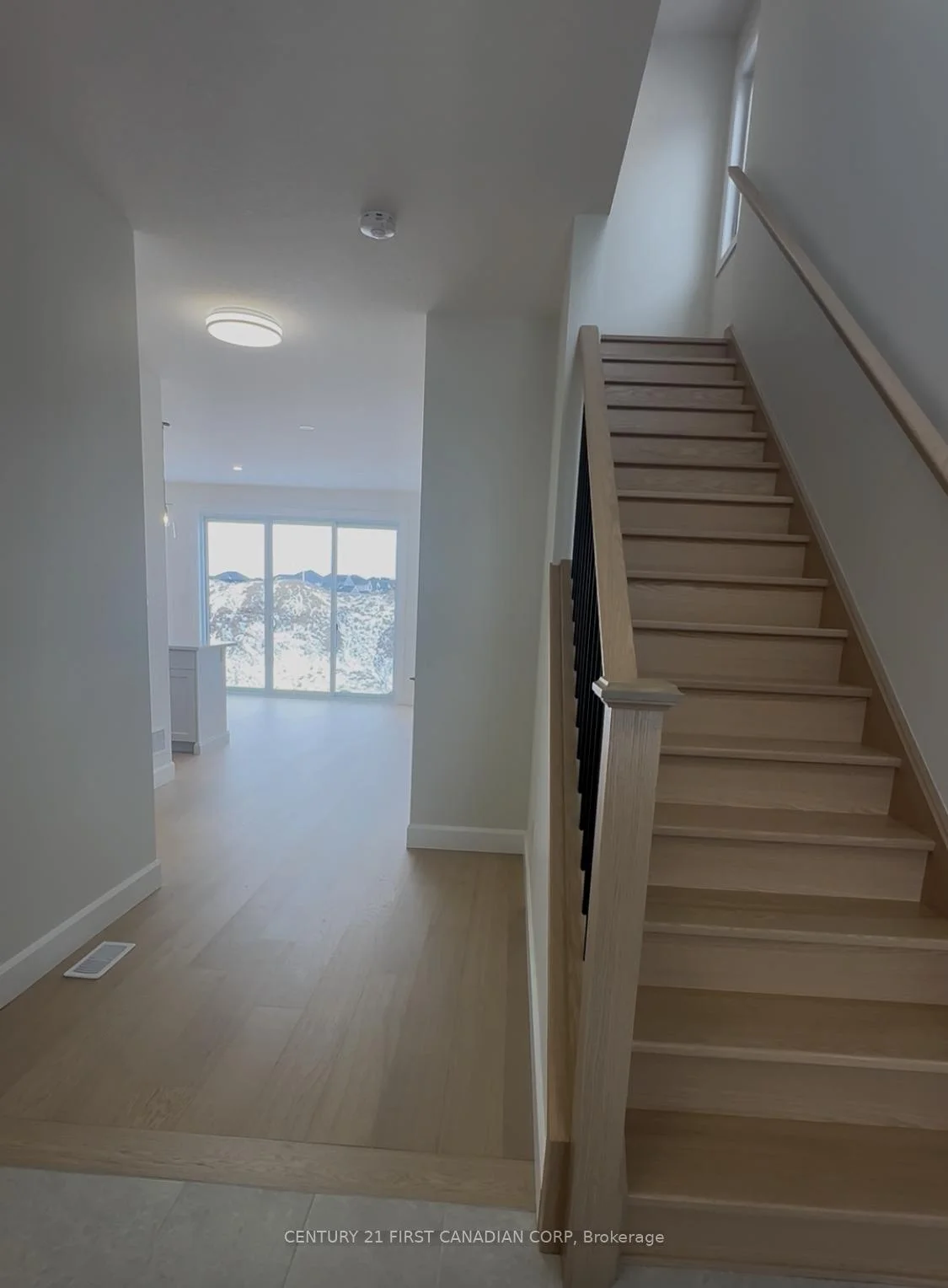 Photo 14 of 844 Gatestone Road, London, South U — HOMEH