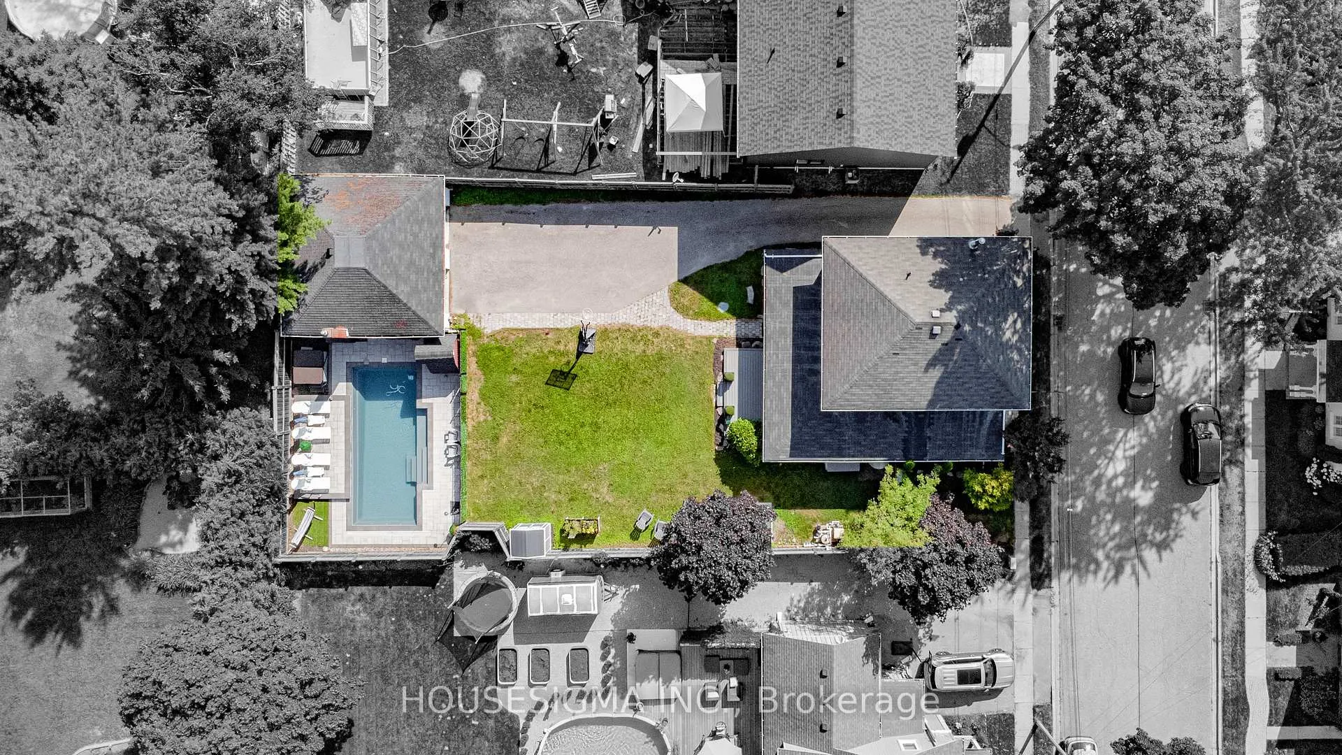 Photo 2 of 26 Park Street, Clarington, Orono — HOMEH