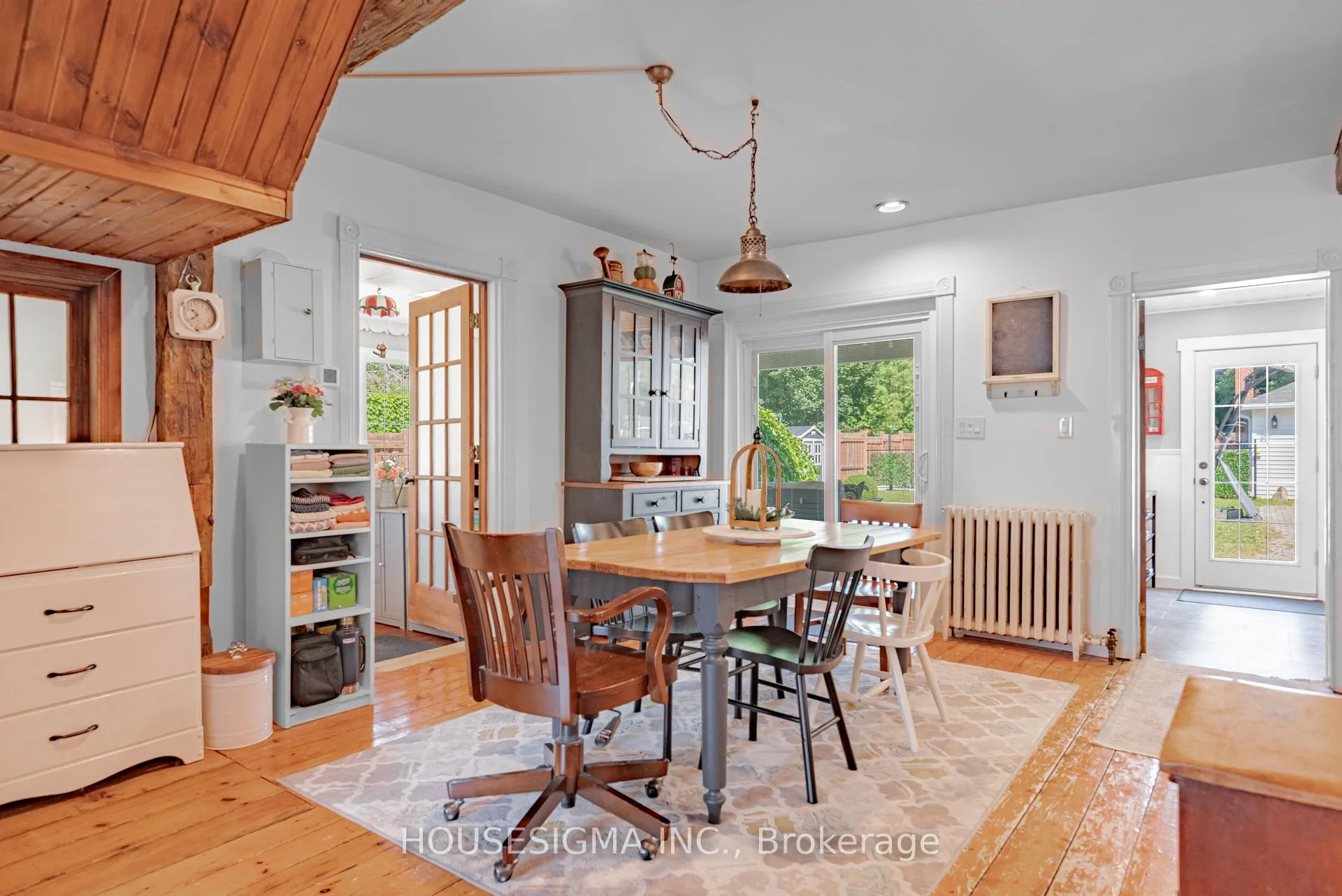 Photo 9 of 26 Park Street, Clarington, Orono — HOMEH
