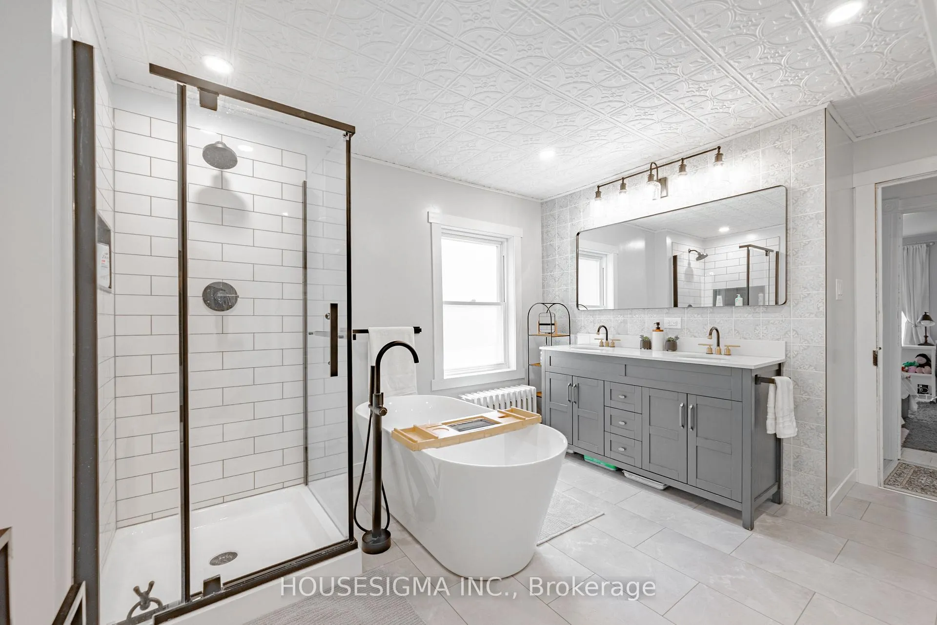 Photo 32 of 26 Park Street, Clarington, Orono — HOMEH