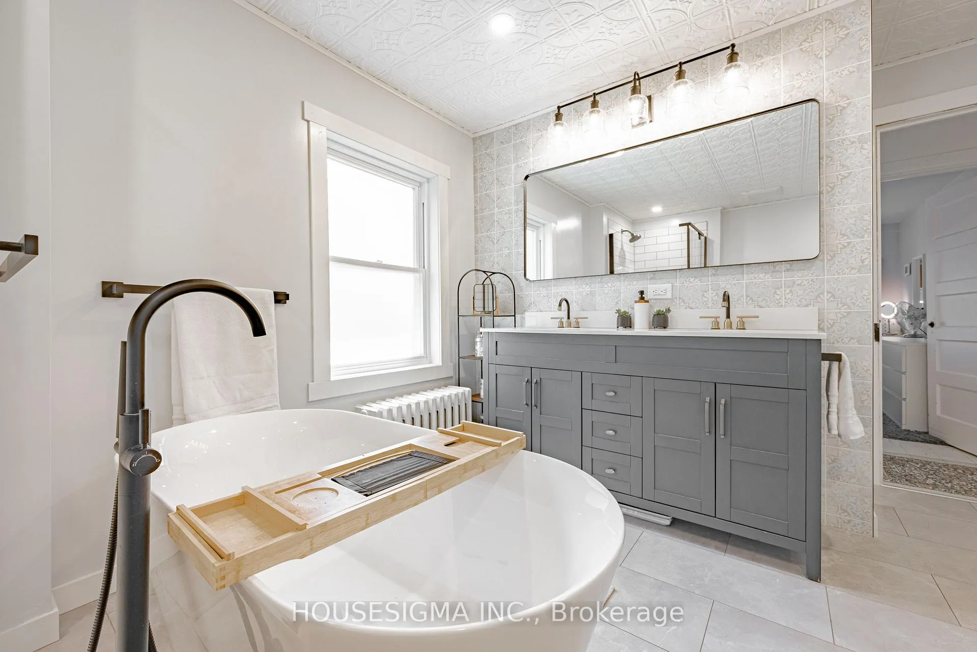Photo 34 of 26 Park Street, Clarington, Orono — HOMEH