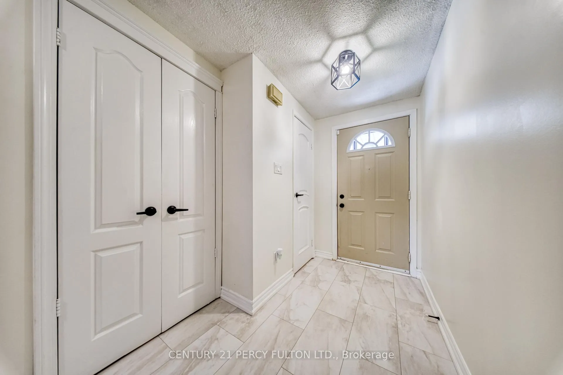 Photo 2 of Unit 7, 1350 Glenanna Road, Pickering, Liverpool — HOMEH