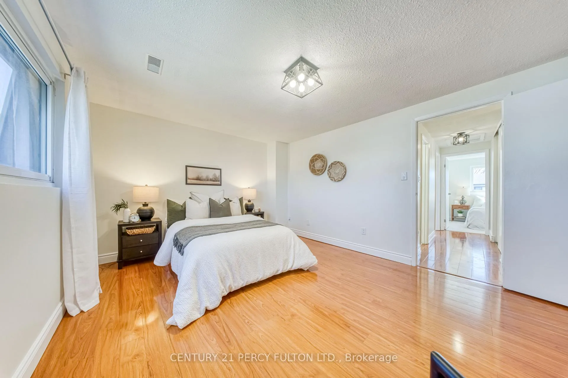 Photo 14 of Unit 7, 1350 Glenanna Road, Pickering, Liverpool — HOMEH