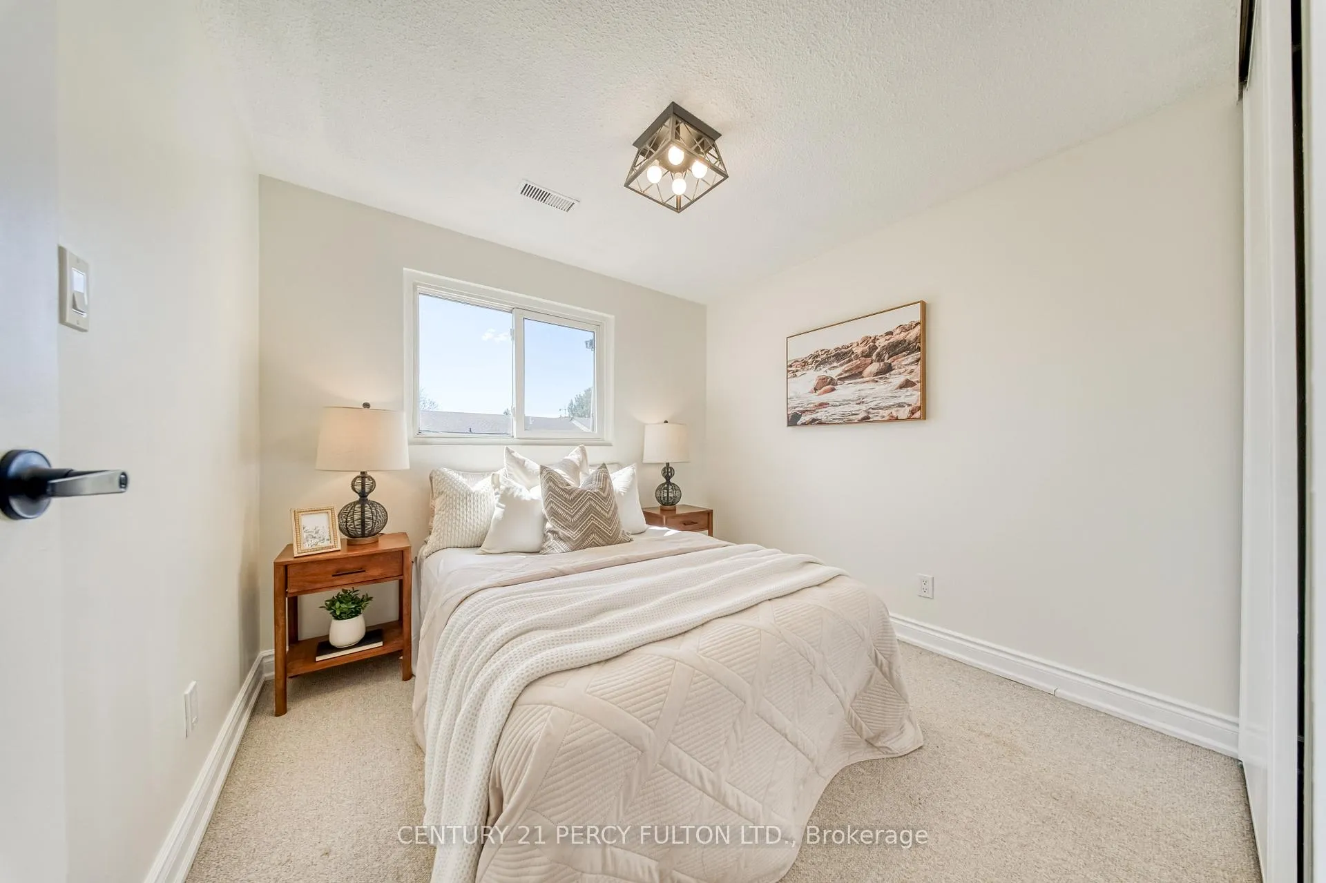 Photo 18 of Unit 7, 1350 Glenanna Road, Pickering, Liverpool — HOMEH