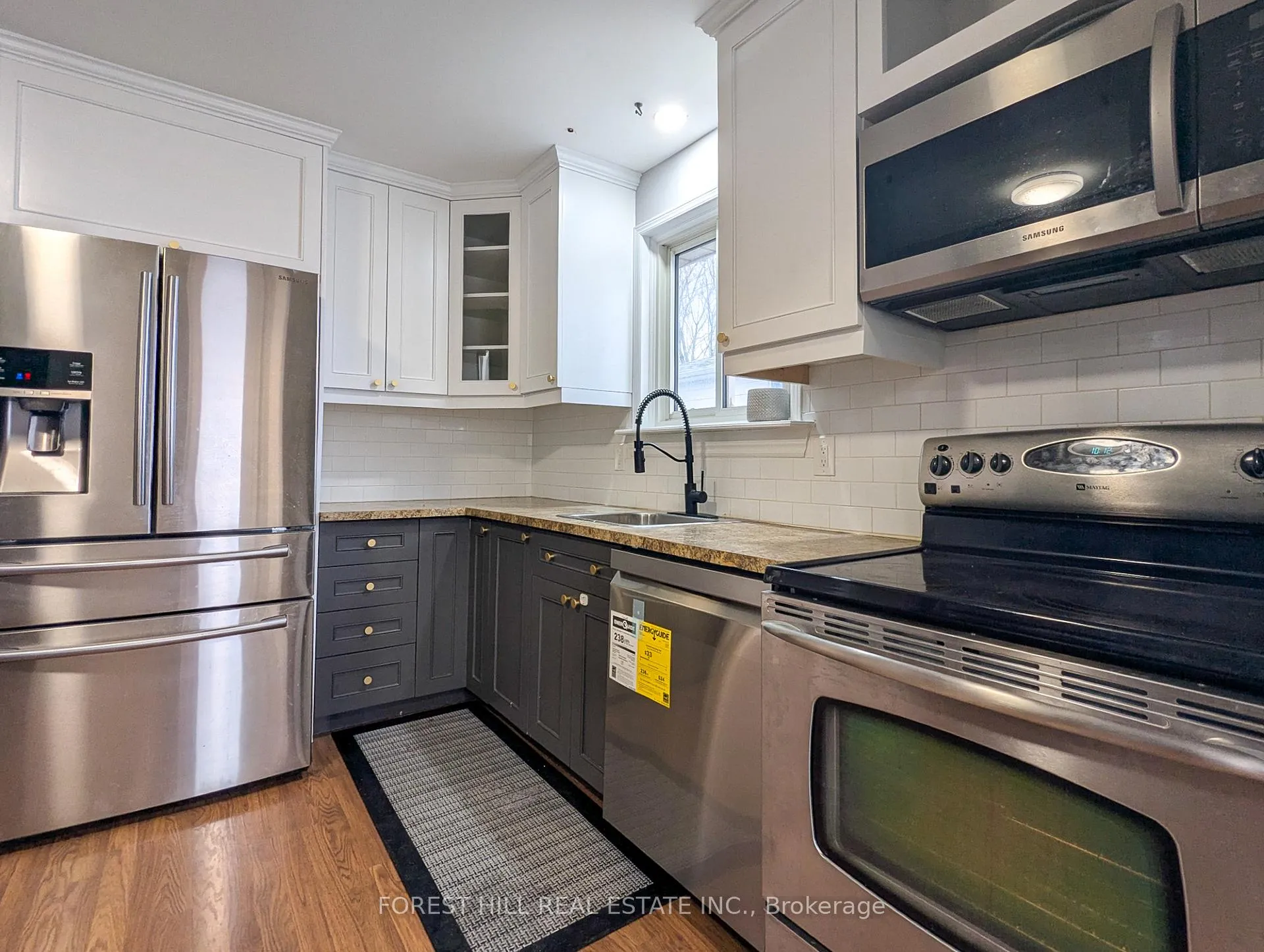 Photo 7 of Unit MAIN, 7 Burbank Pl, Barrie, Wellington — HOMEH