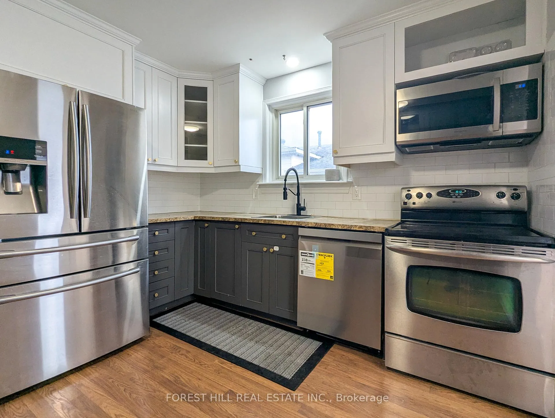 Photo 11 of Unit MAIN, 7 Burbank Pl, Barrie, Wellington — HOMEH