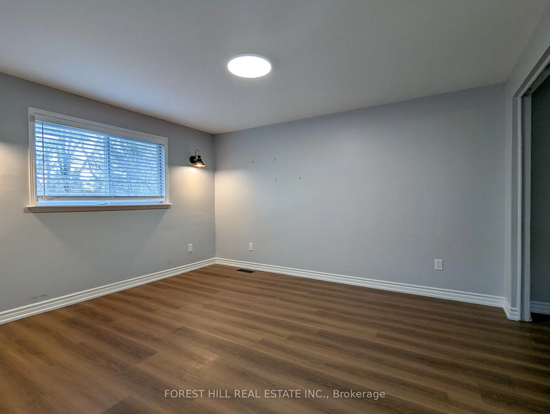 Photo 14 of Unit MAIN, 7 Burbank Pl, Barrie, Wellington — HOMEH