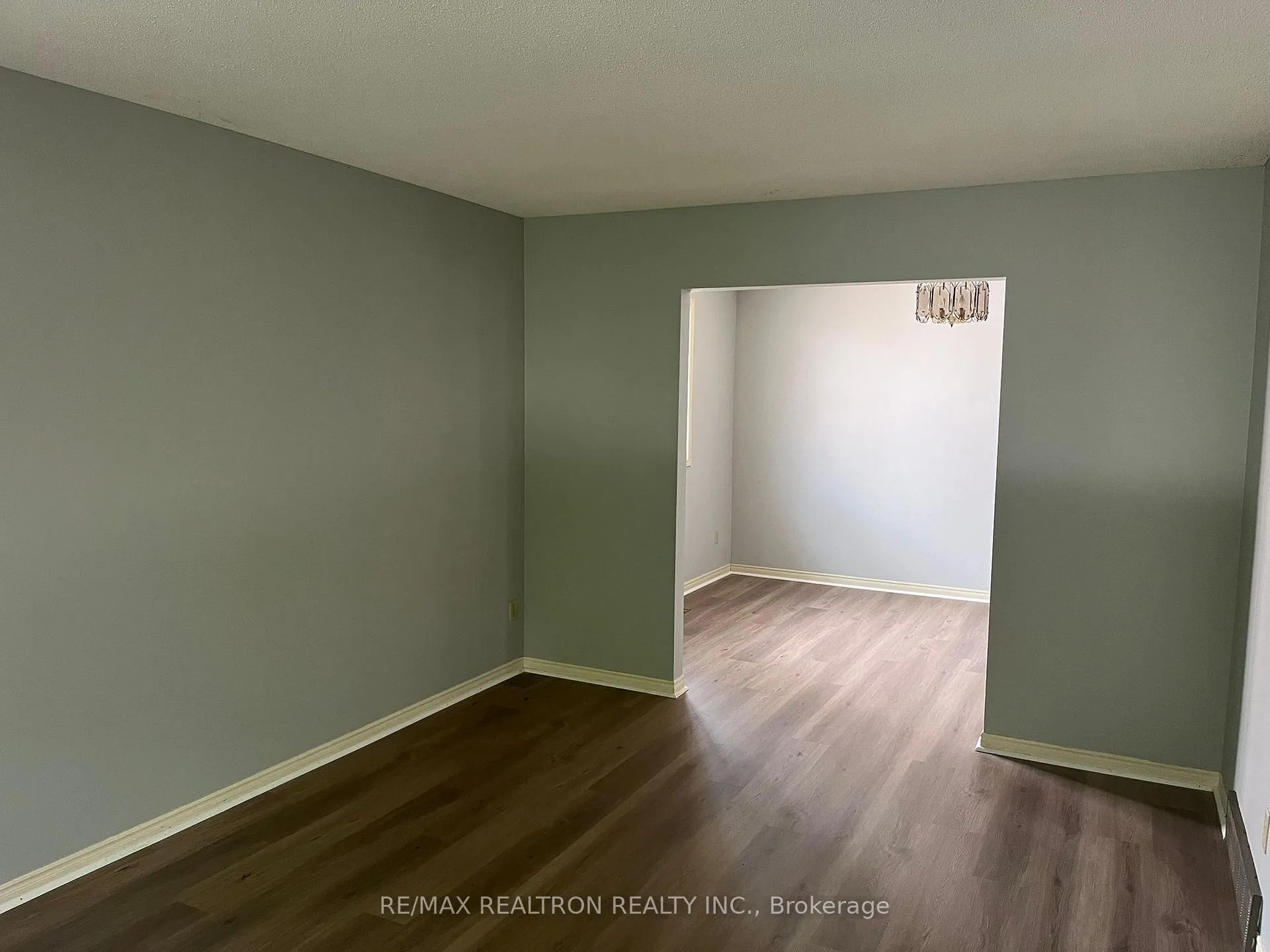Photo 5 of 14 Brandy Lane Road, London, North I — HOMEH