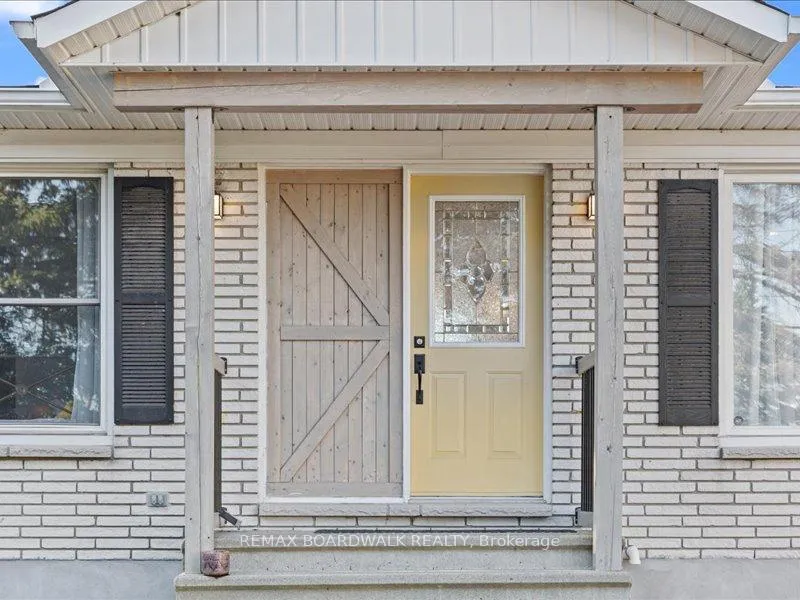 Photo 3 of 2462 Dunning Road, Ottawa, Cumberland West — HOMEH