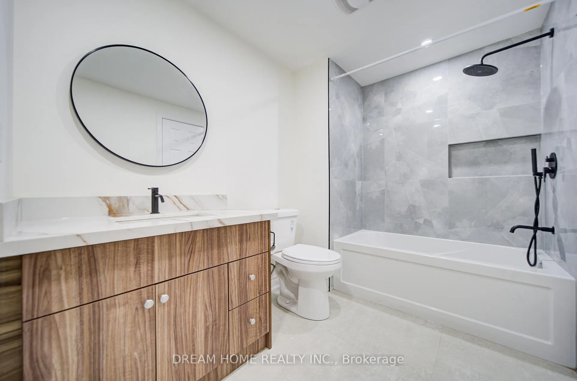 Photo 23 of 10 Karen Miles Crescent, Markham, Middlefield — HOMEH