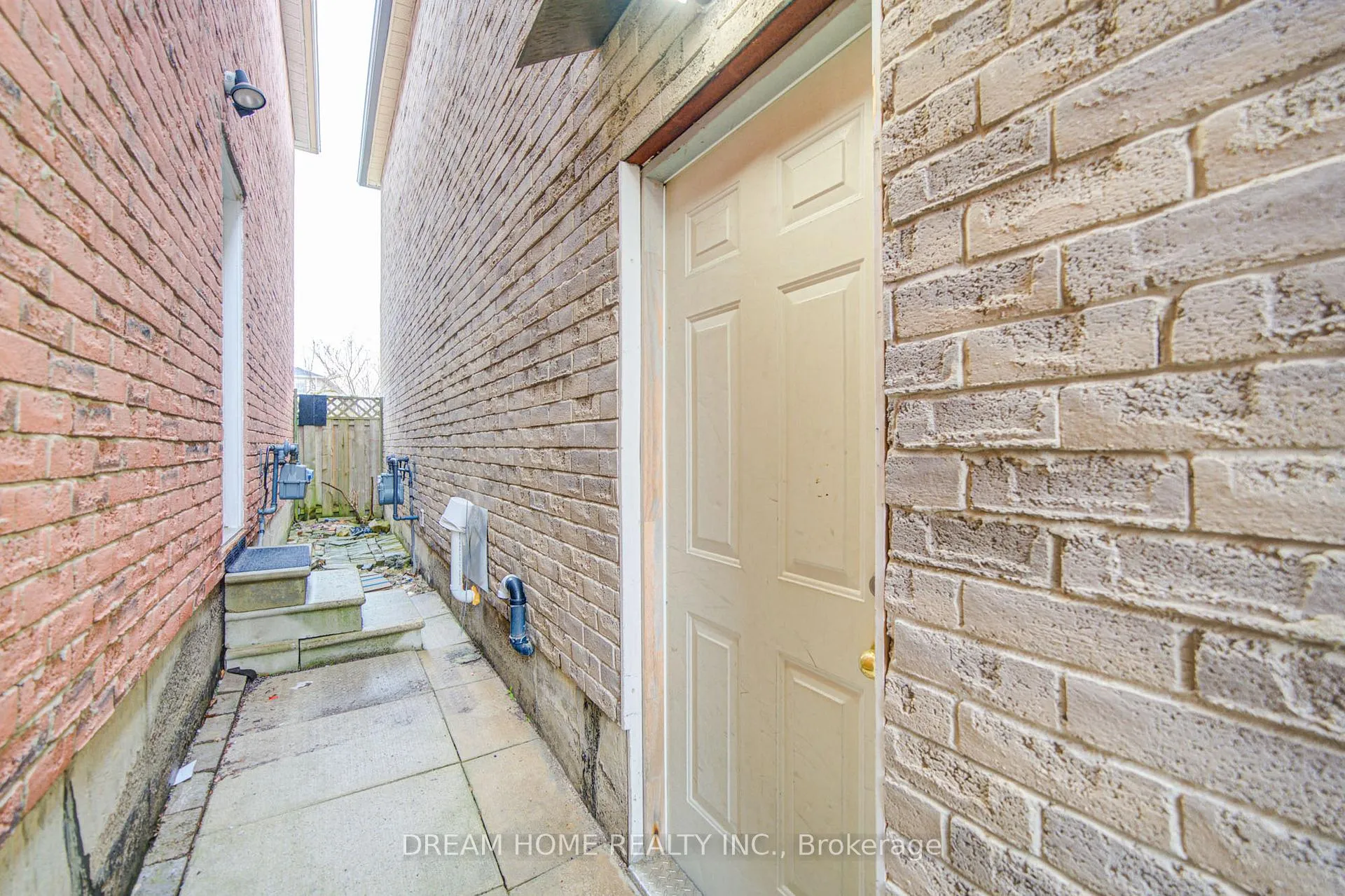 Photo 34 of 10 Karen Miles Crescent, Markham, Middlefield — HOMEH