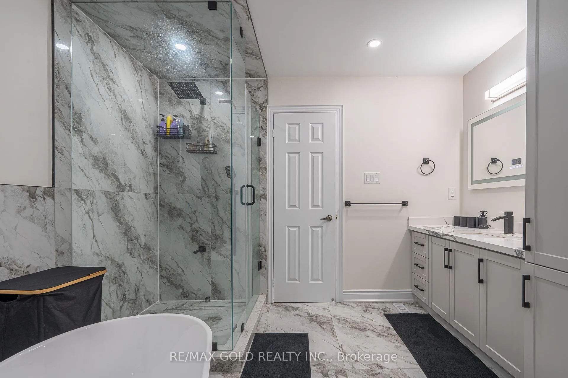 Photo 20 of 6 Meadow Glade Road, Brampton, Sandringham-Wellington — HOMEH