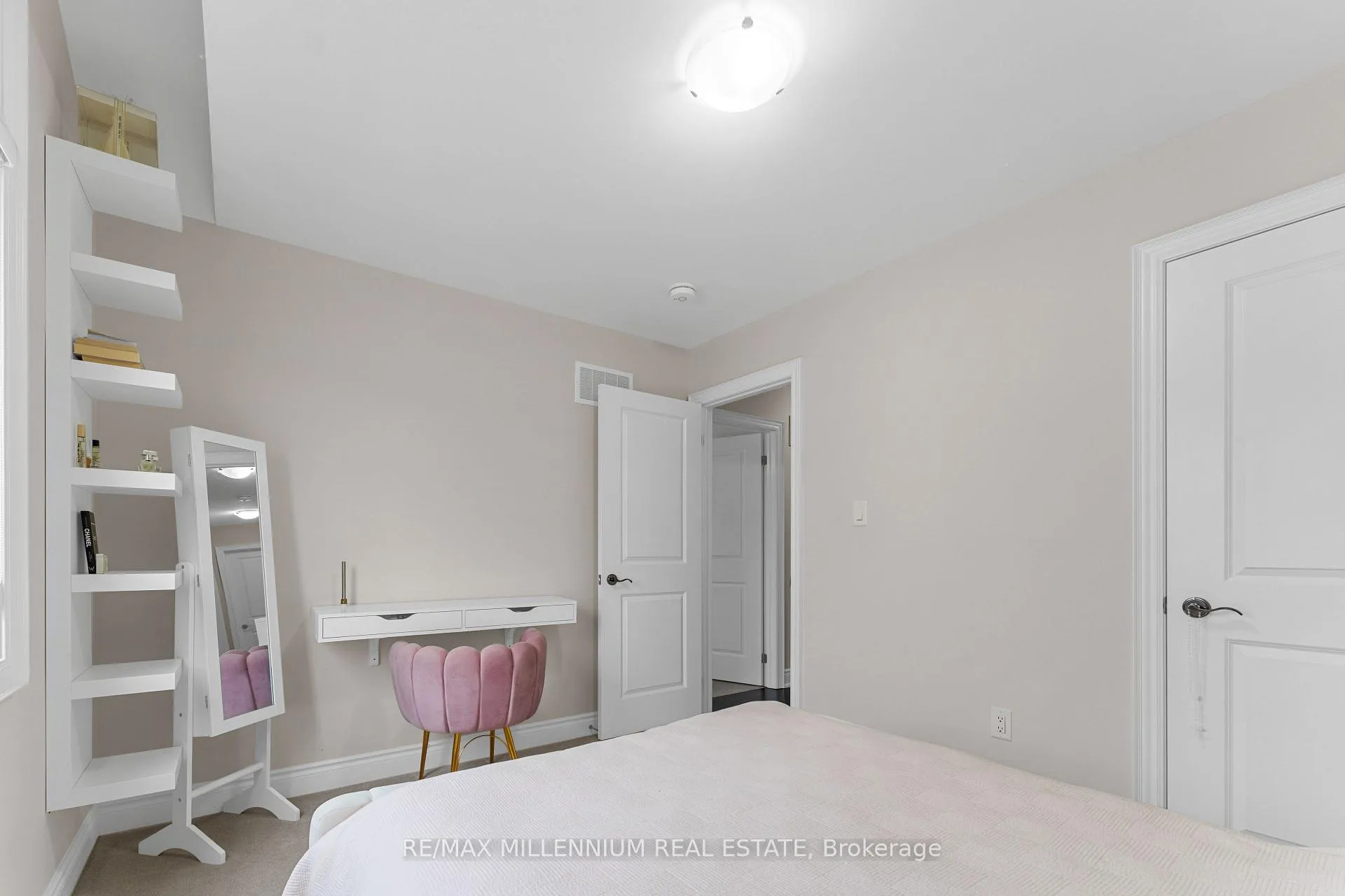 Photo 9 of 106 Kennedy Boulevard, New Tecumseth, Rural New Tecumseth — HOMEH