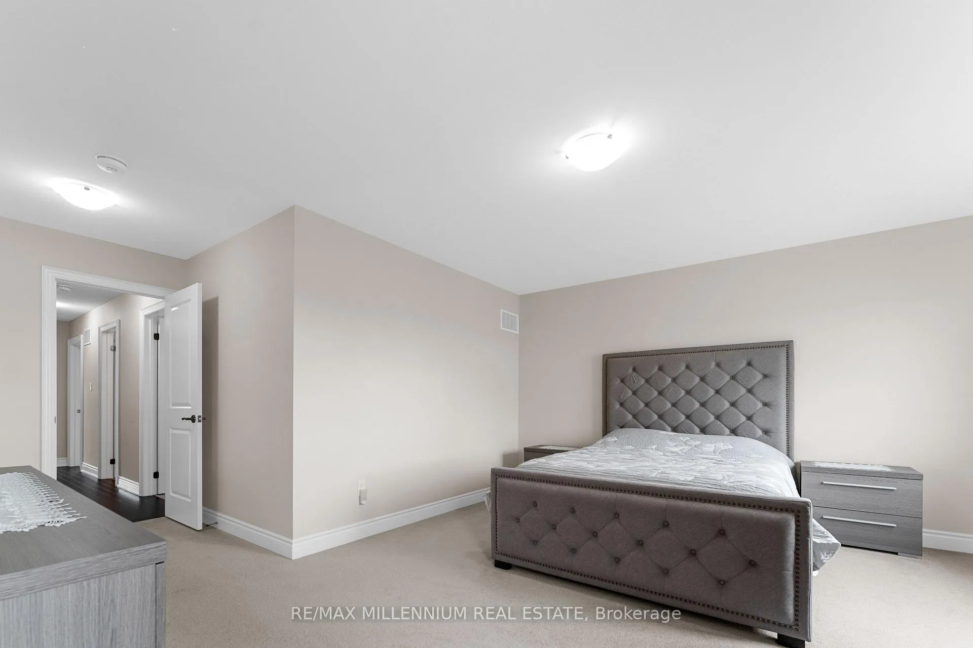 Photo 17 of 106 Kennedy Boulevard, New Tecumseth, Rural New Tecumseth — HOMEH