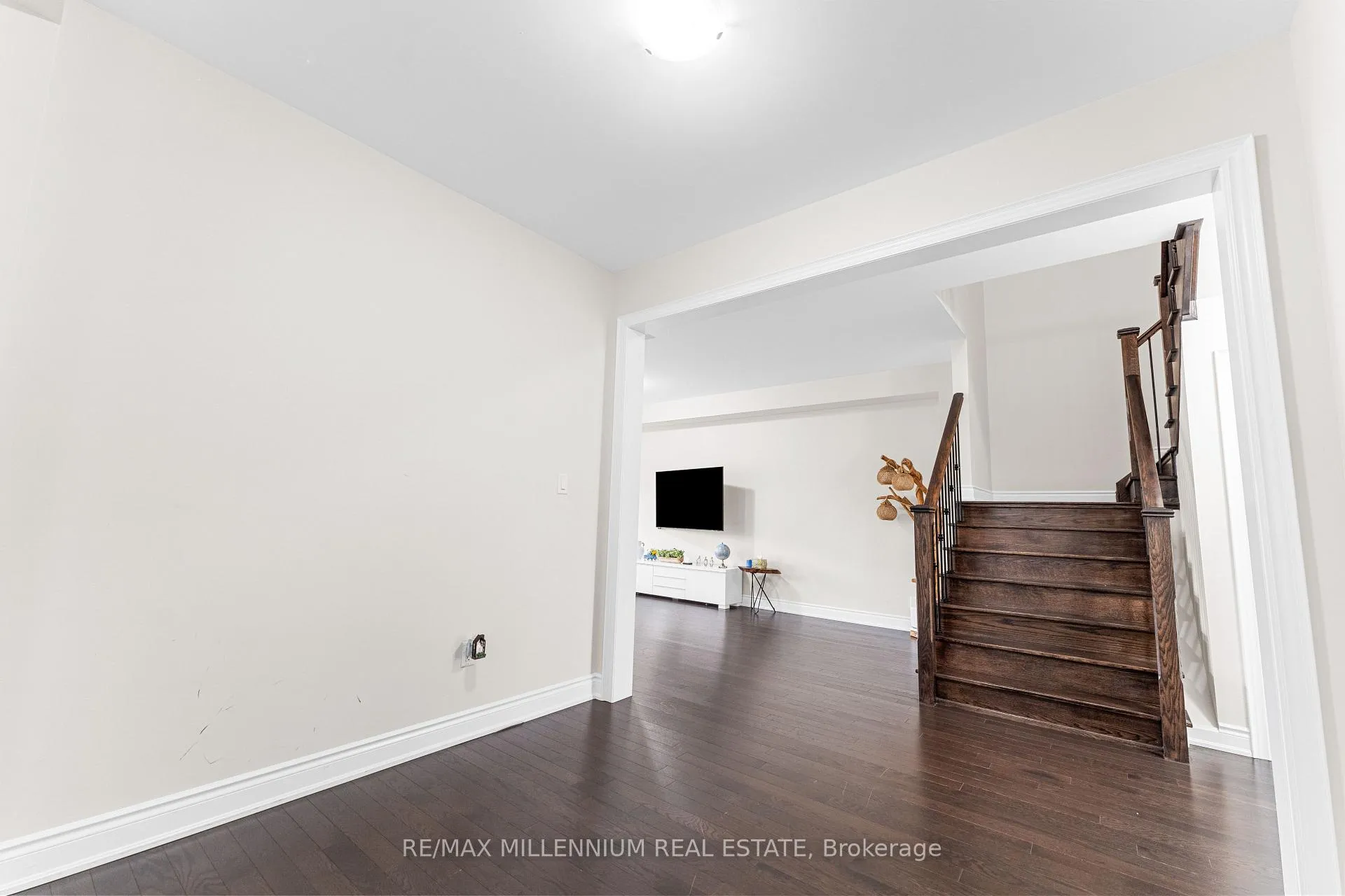 Photo 27 of 106 Kennedy Boulevard, New Tecumseth, Rural New Tecumseth — HOMEH
