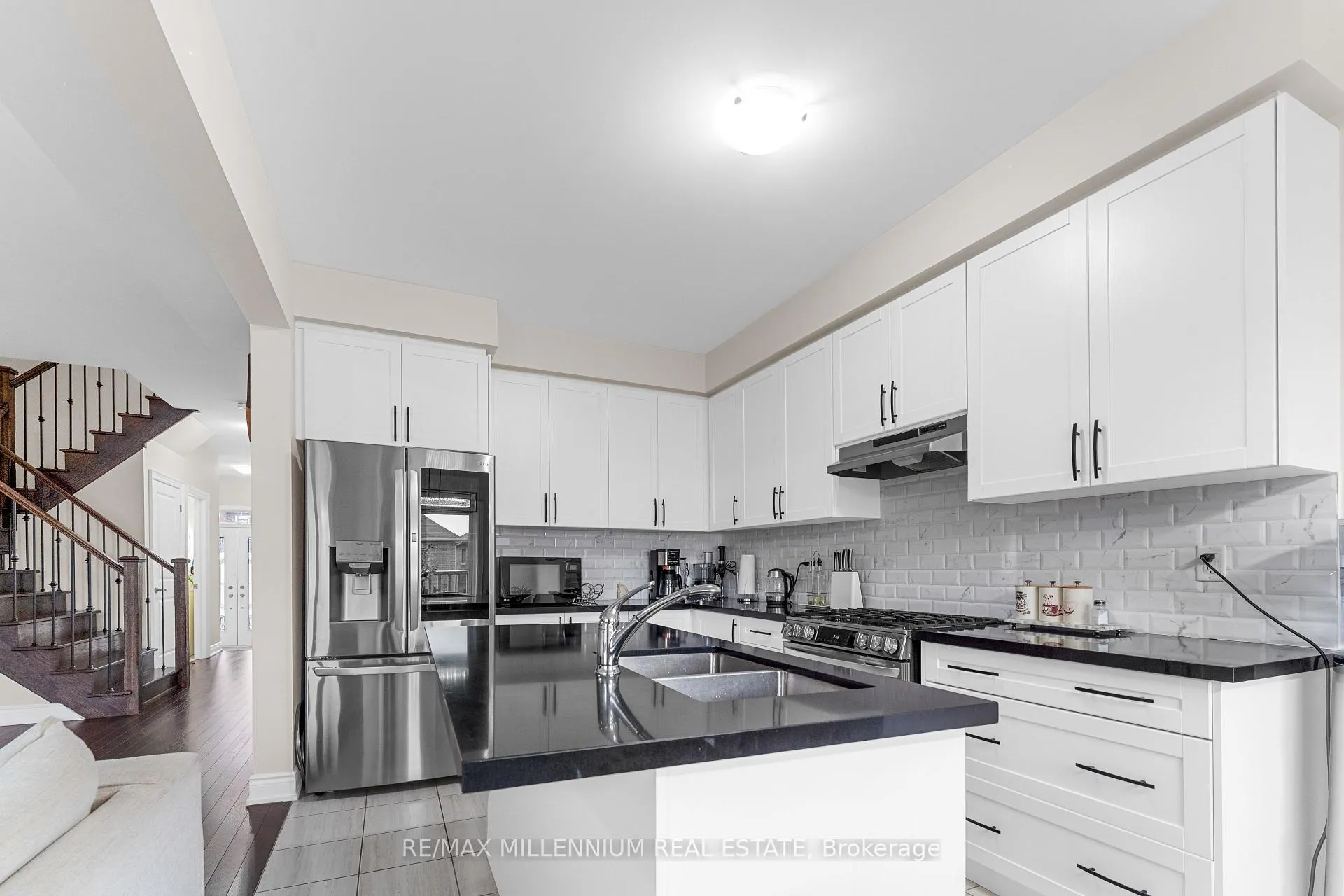 Photo 33 of 106 Kennedy Boulevard, New Tecumseth, Rural New Tecumseth — HOMEH