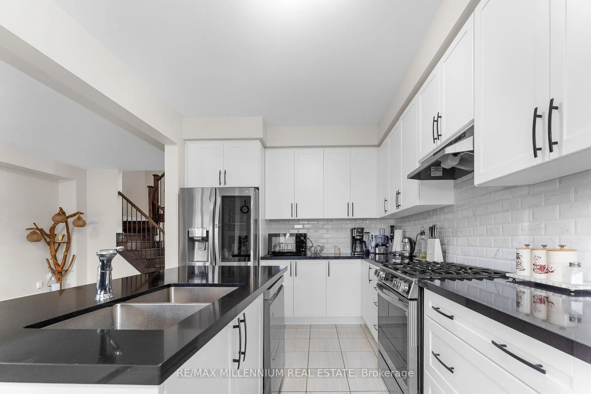 Photo 34 of 106 Kennedy Boulevard, New Tecumseth, Rural New Tecumseth — HOMEH