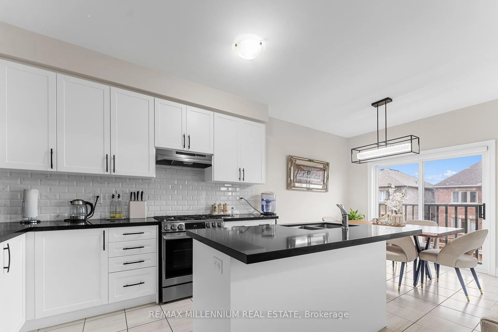 Photo 38 of 106 Kennedy Boulevard, New Tecumseth, Rural New Tecumseth — HOMEH