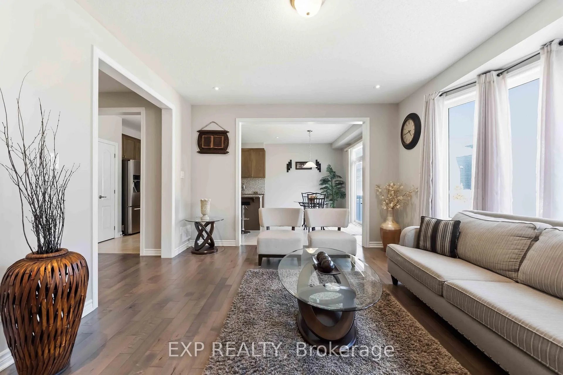 Photo 15 of 220 Willowdusk Street, Ottawa, Kanata - Emerald Meadows/Trailwest — HOMEH