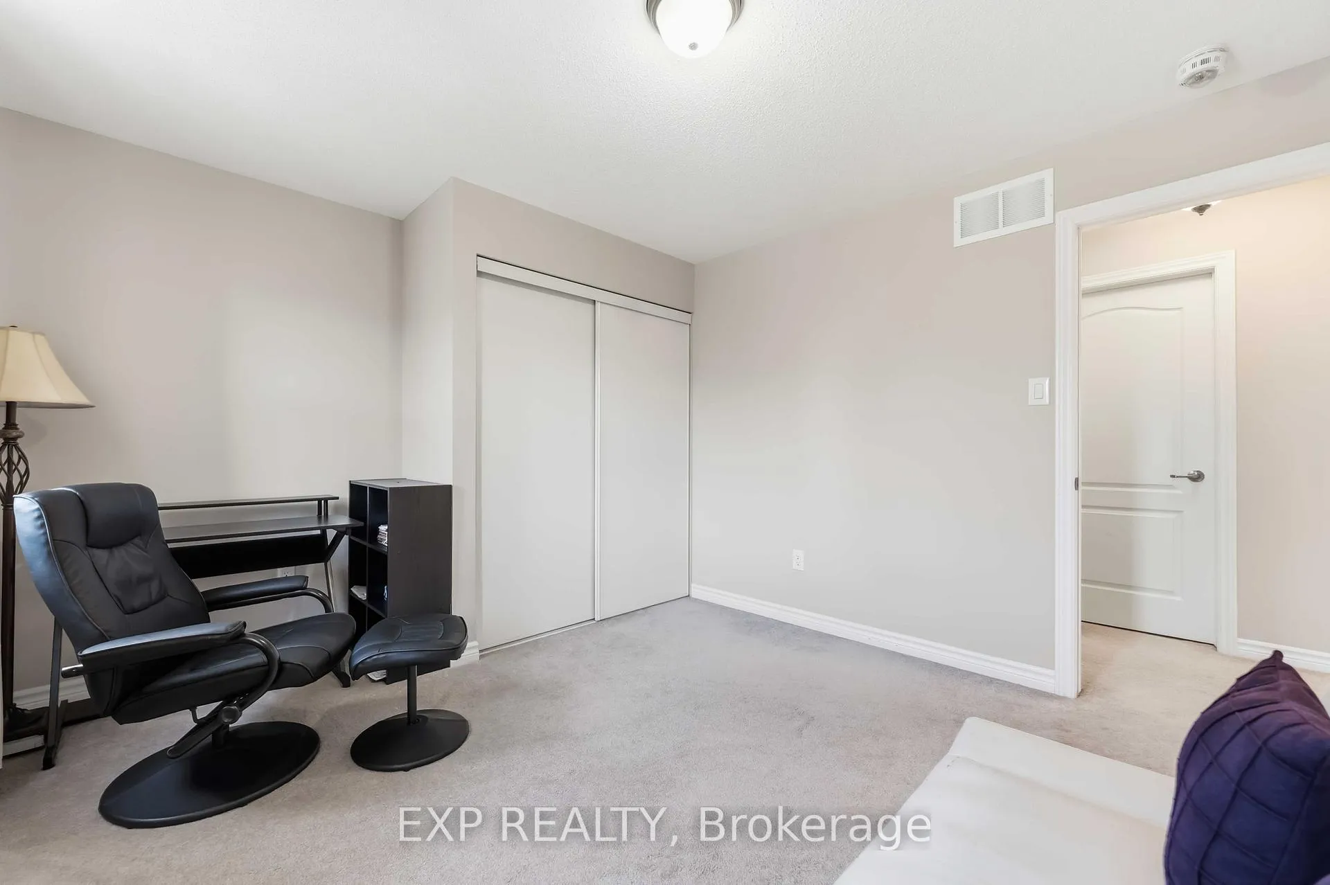 Photo 36 of 220 Willowdusk Street, Ottawa, Kanata - Emerald Meadows/Trailwest — HOMEH