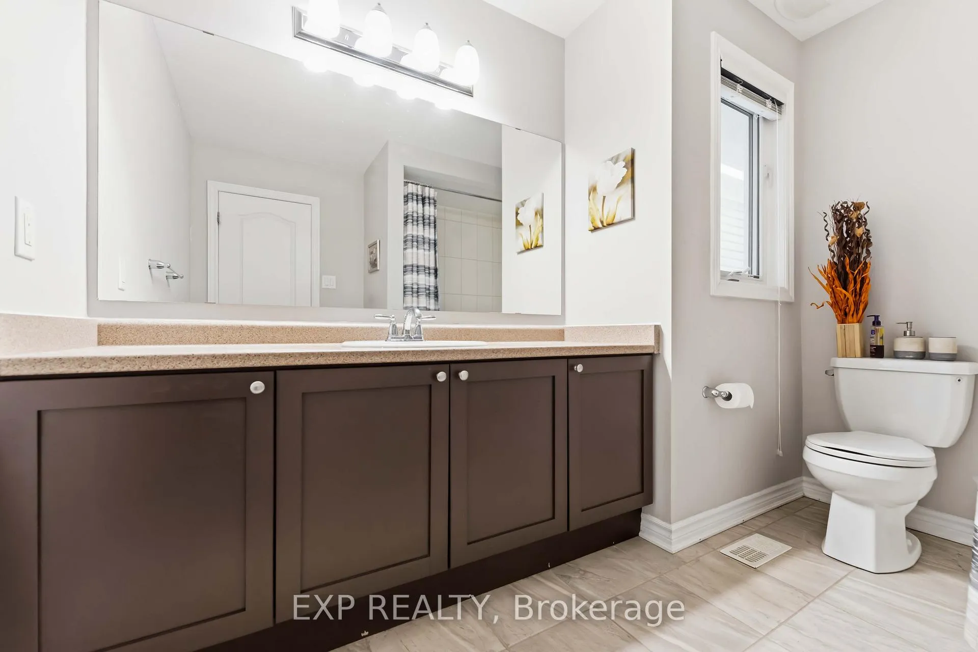 Photo 38 of 220 Willowdusk Street, Ottawa, Kanata - Emerald Meadows/Trailwest — HOMEH