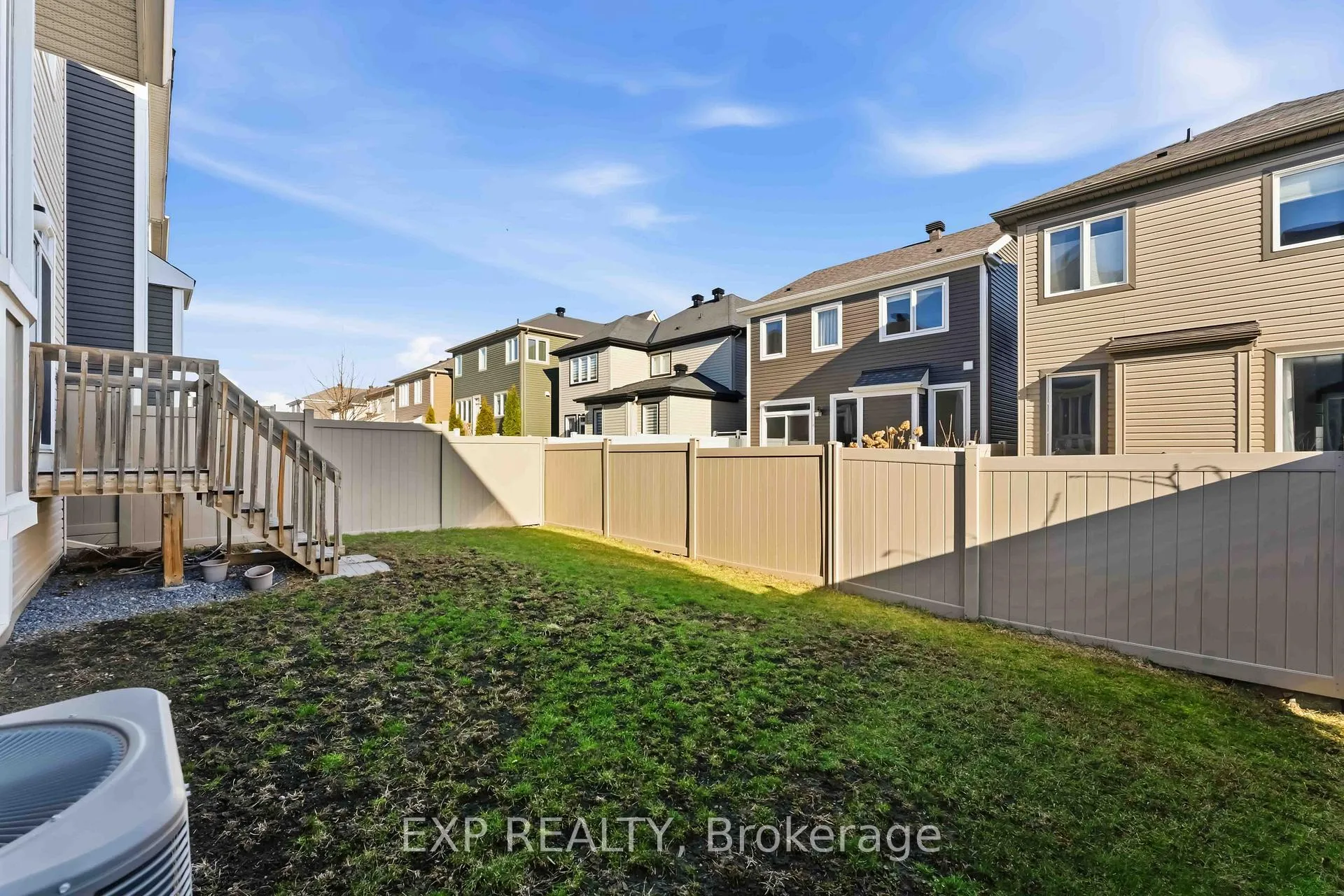 Photo 44 of 220 Willowdusk Street, Ottawa, Kanata - Emerald Meadows/Trailwest — HOMEH