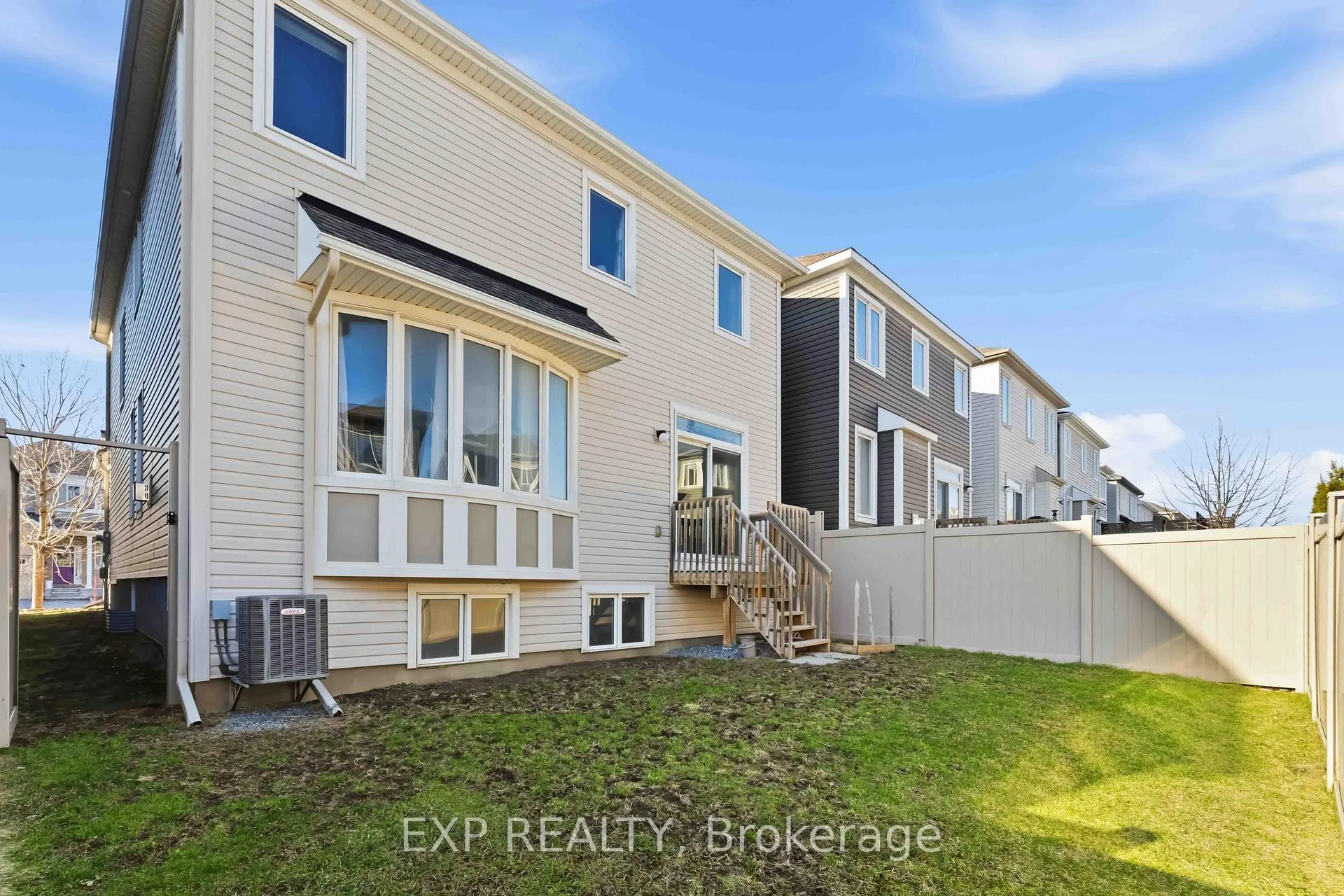Photo 45 of 220 Willowdusk Street, Ottawa, Kanata - Emerald Meadows/Trailwest — HOMEH
