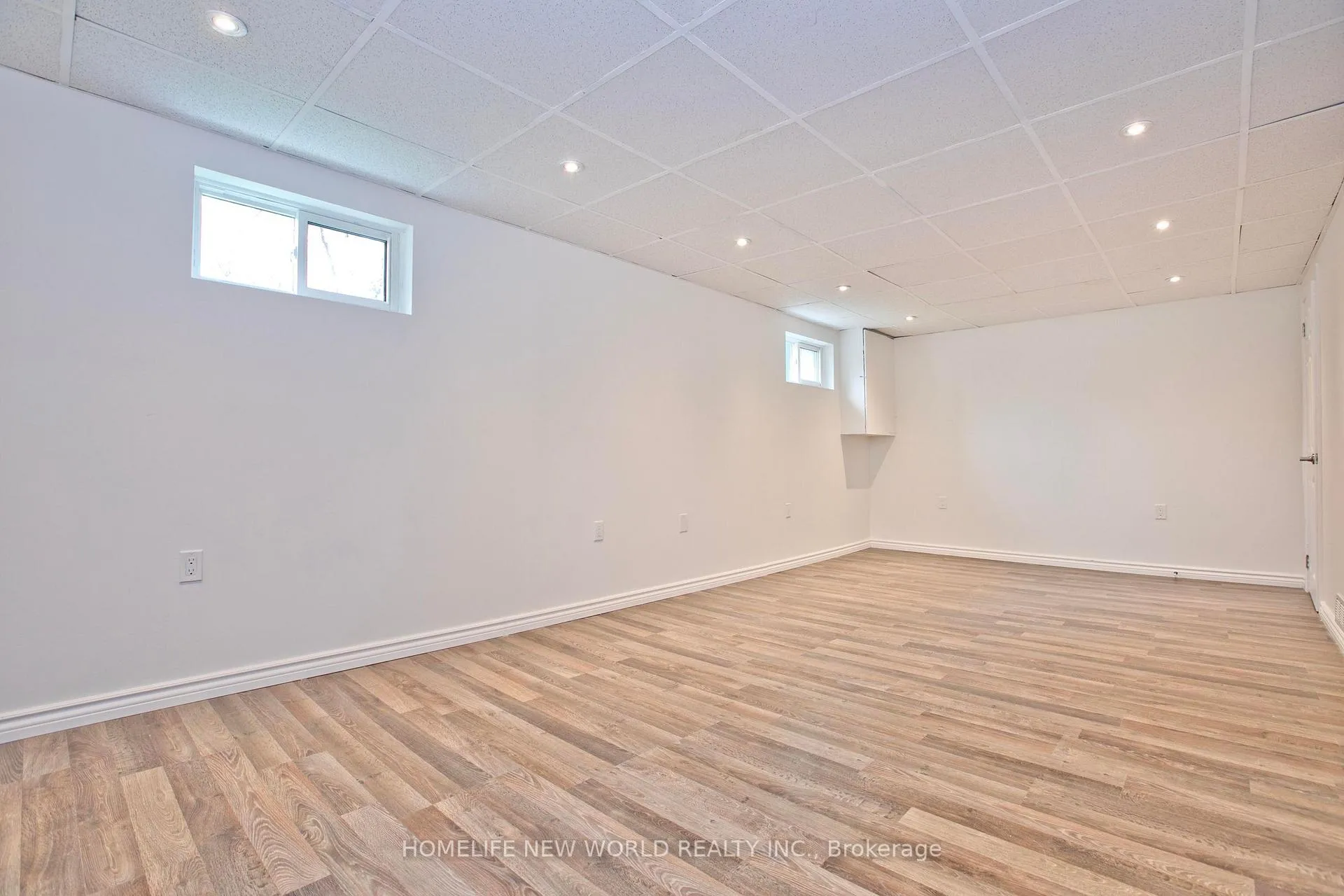Photo 23 of 680 Annland Street, Pickering, Bay Ridges — HOMEH