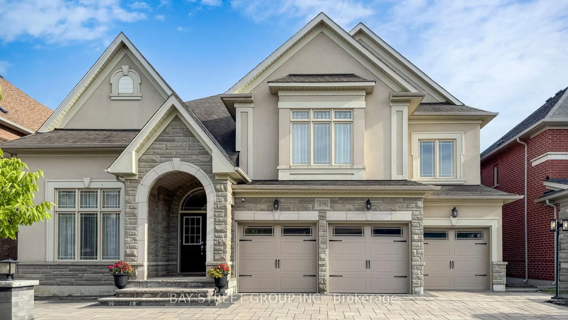 Photo 1 of 176 Upper Post Road, Vaughan, Patterson — HOMEH