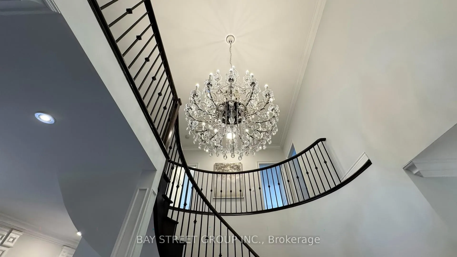 Photo 20 of 176 Upper Post Road, Vaughan, Patterson — HOMEH