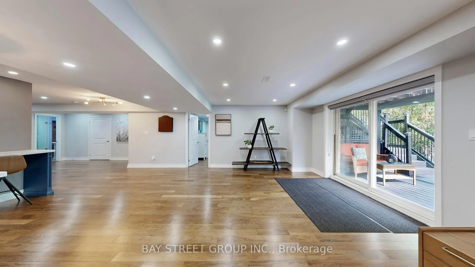 Photo 38 of 176 Upper Post Road, Vaughan, Patterson — HOMEH