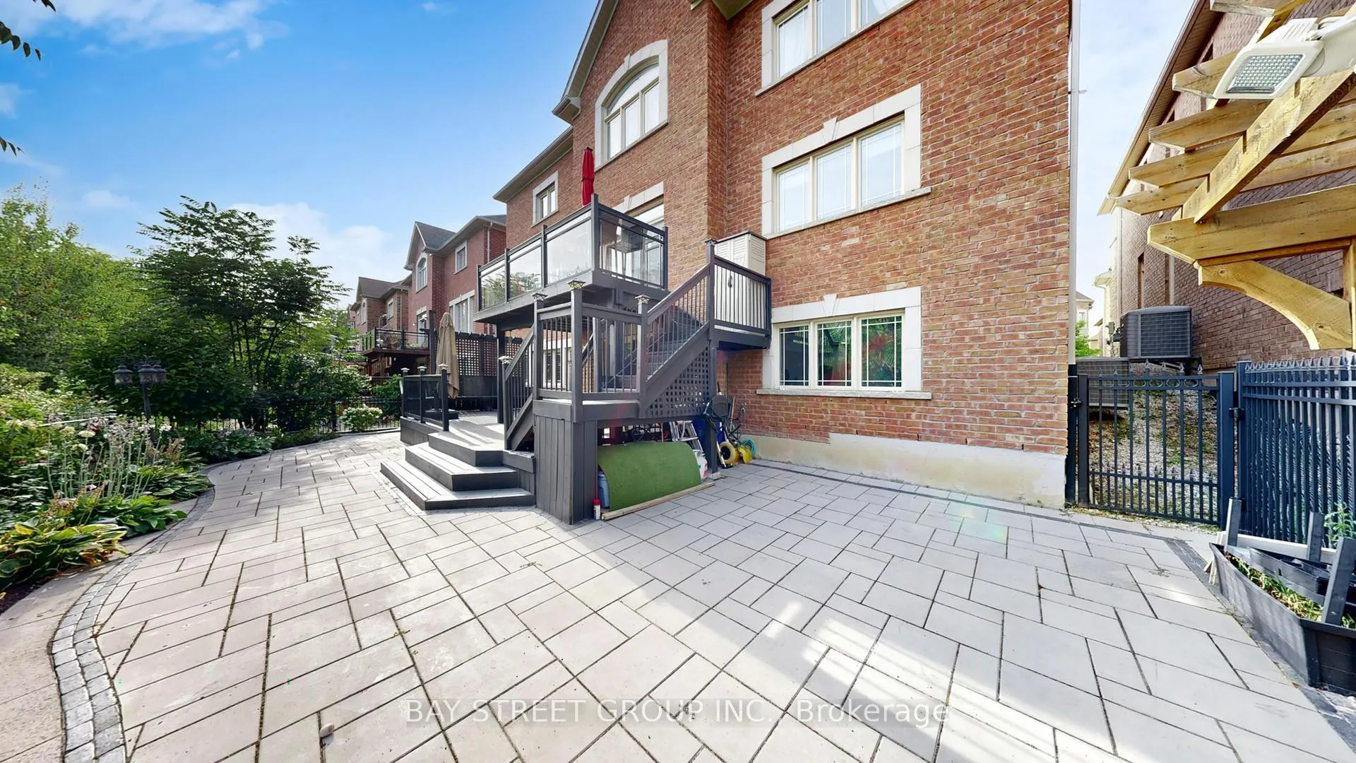 Photo 47 of 176 Upper Post Road, Vaughan, Patterson — HOMEH