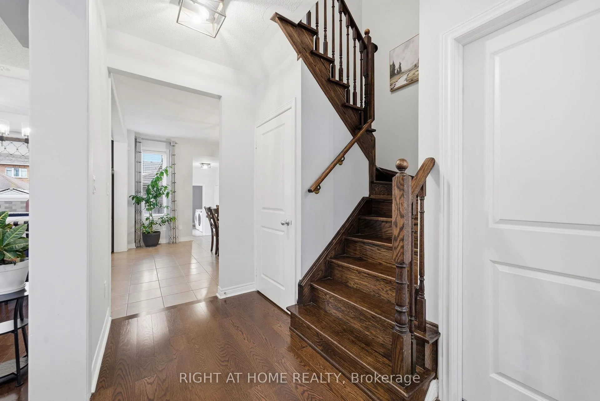 Photo 18 of 79 Ross Wright Avenue, Clarington, Bowmanville — HOMEH