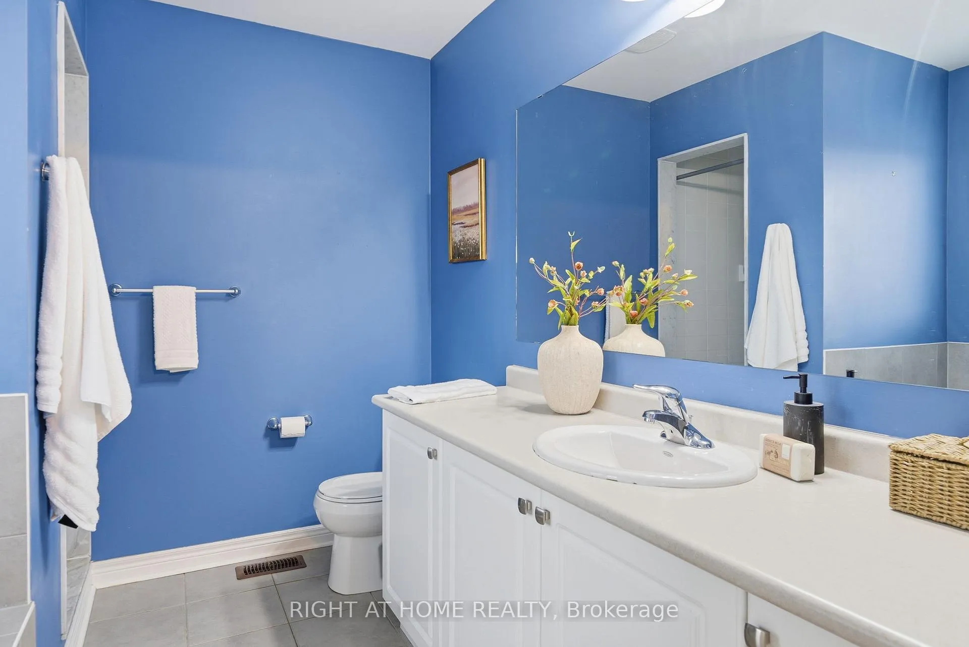 Photo 21 of 79 Ross Wright Avenue, Clarington, Bowmanville — HOMEH
