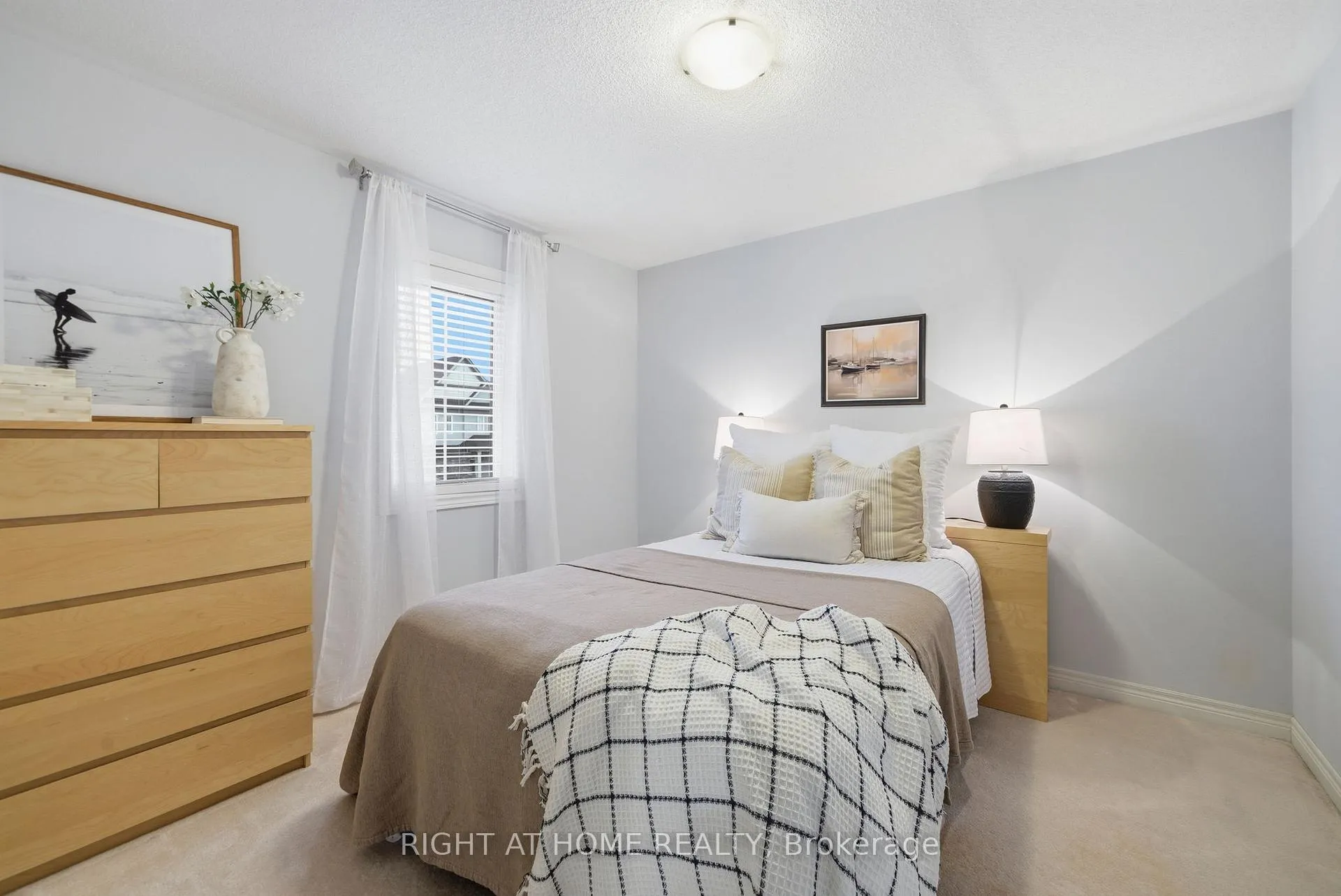 Photo 23 of 79 Ross Wright Avenue, Clarington, Bowmanville — HOMEH