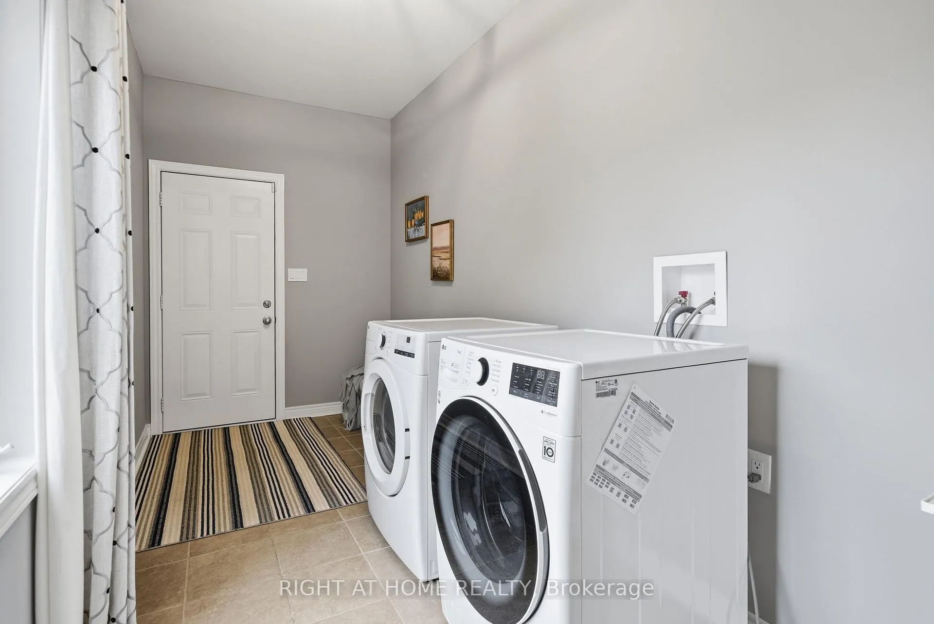 Photo 31 of 79 Ross Wright Avenue, Clarington, Bowmanville — HOMEH