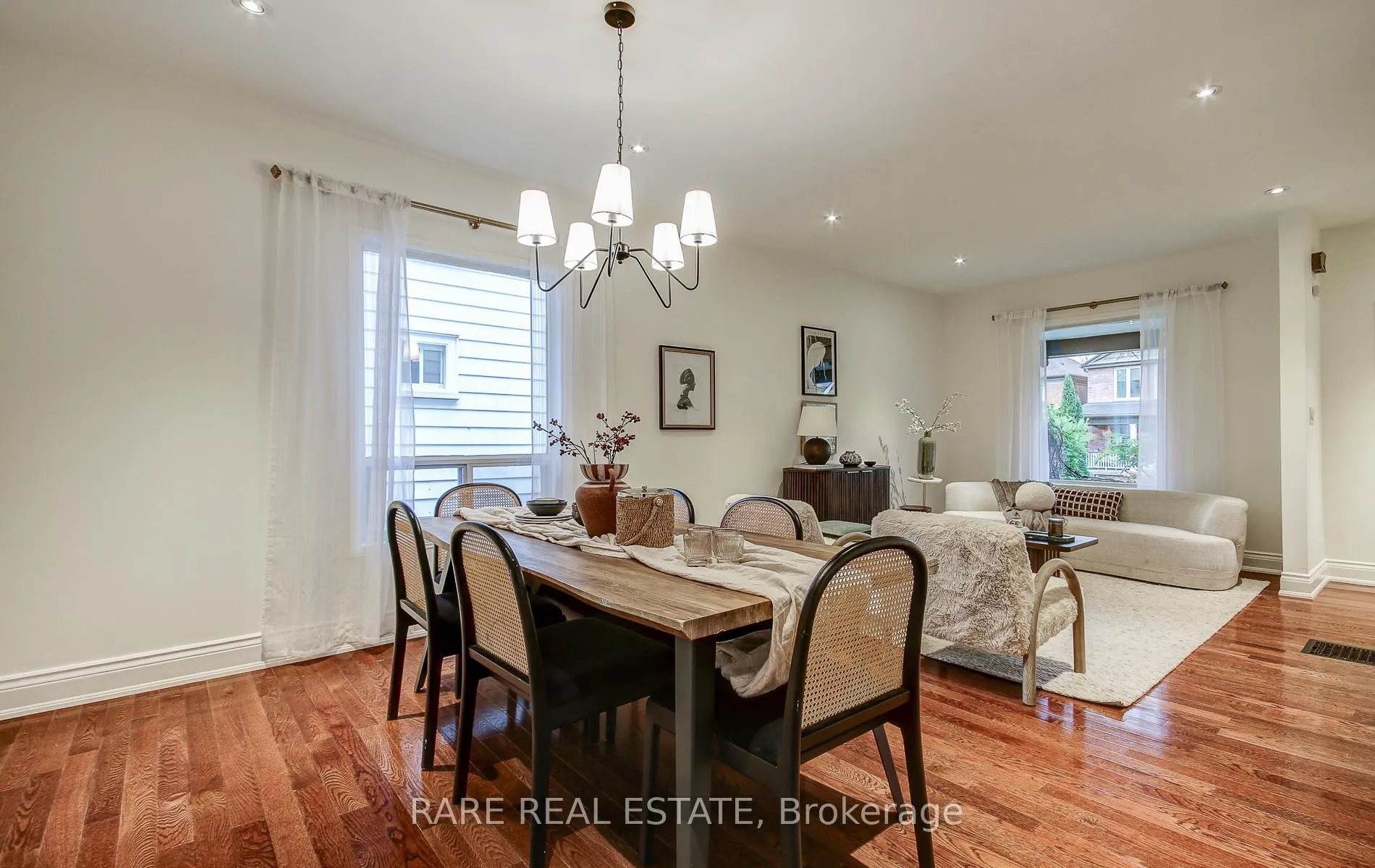 Photo 9 of 965 Logan Avenue, Toronto, Playter Estates-Danforth — HOMEH