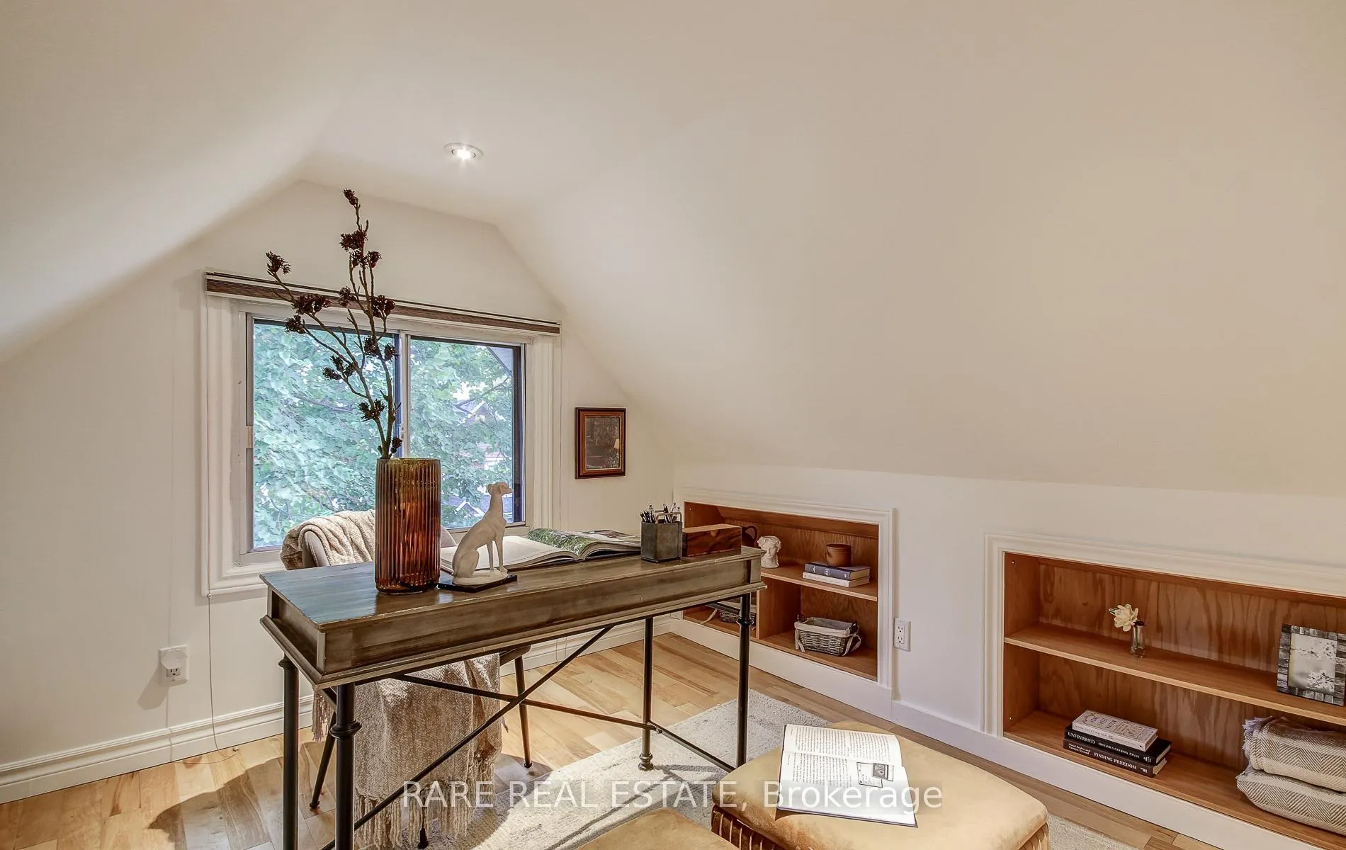 Photo 19 of 965 Logan Avenue, Toronto, Playter Estates-Danforth — HOMEH