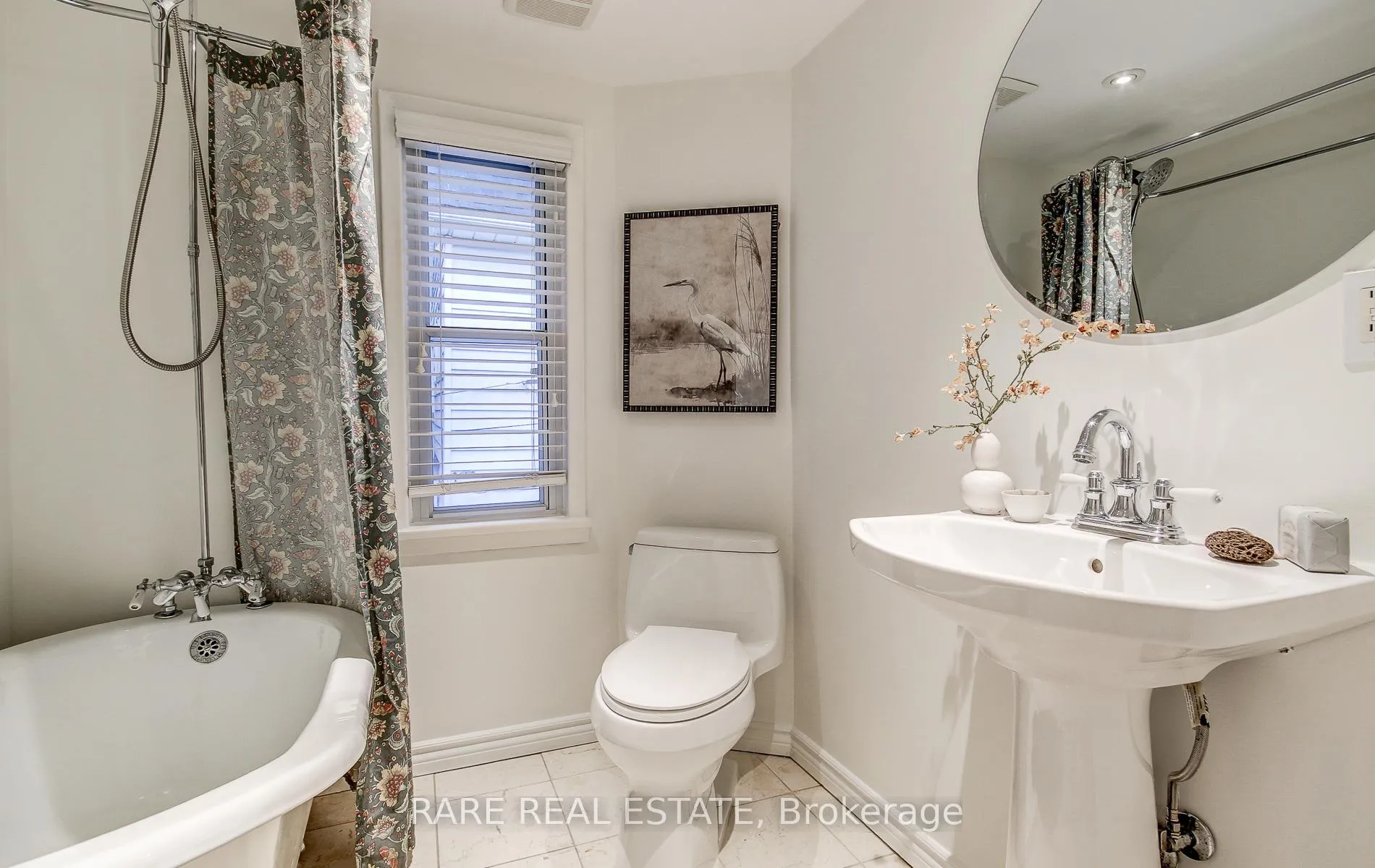 Photo 23 of 965 Logan Avenue, Toronto, Playter Estates-Danforth — HOMEH