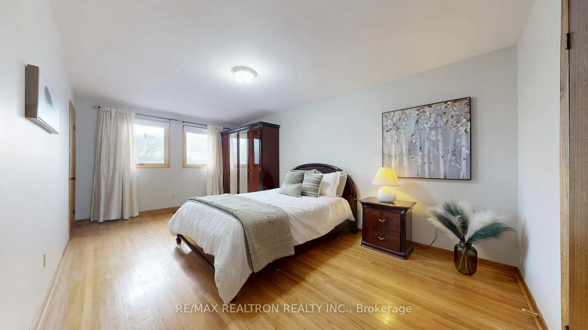 Photo 27 of 33 Byer Drive, Markham, Raymerville — HOMEH