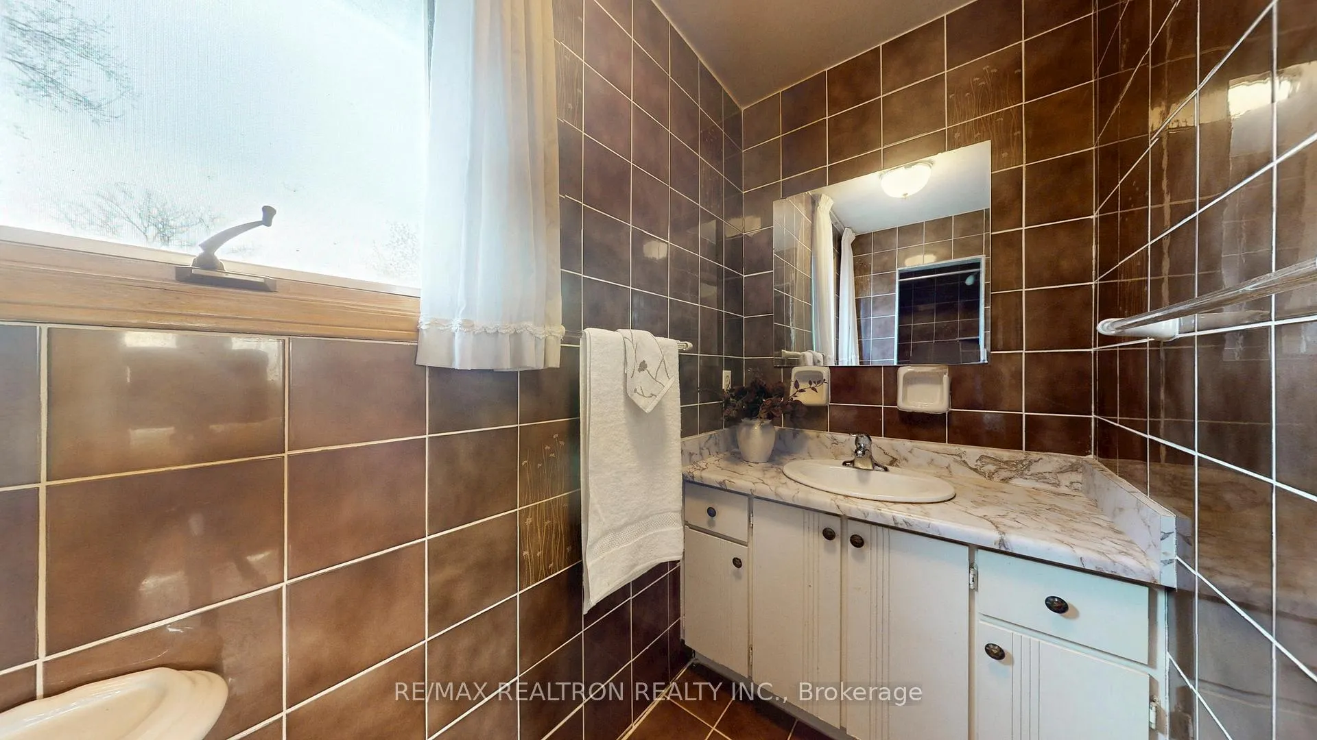 Photo 29 of 33 Byer Drive, Markham, Raymerville — HOMEH