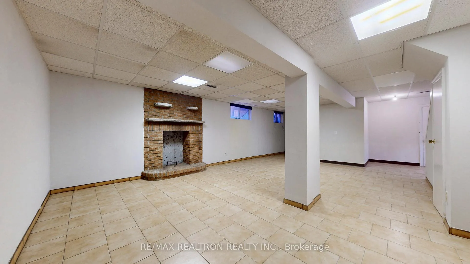 Photo 40 of 33 Byer Drive, Markham, Raymerville — HOMEH