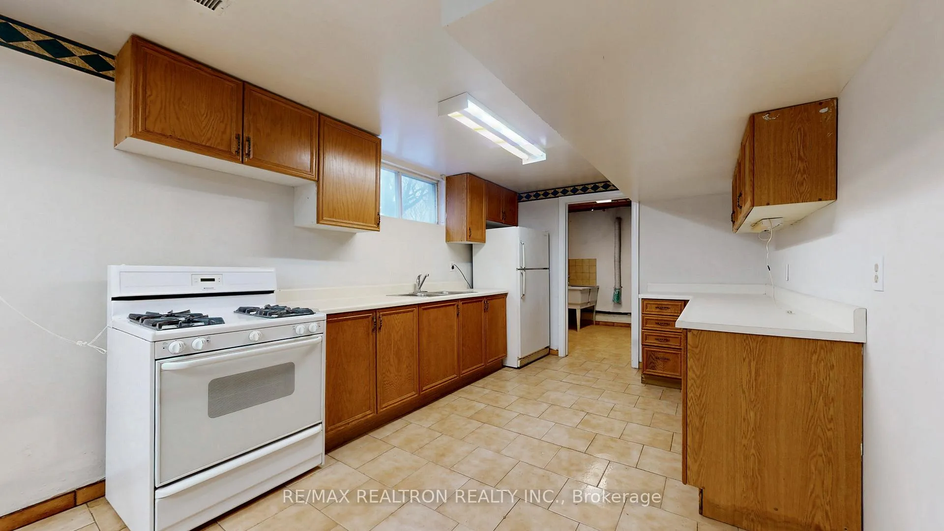 Photo 42 of 33 Byer Drive, Markham, Raymerville — HOMEH