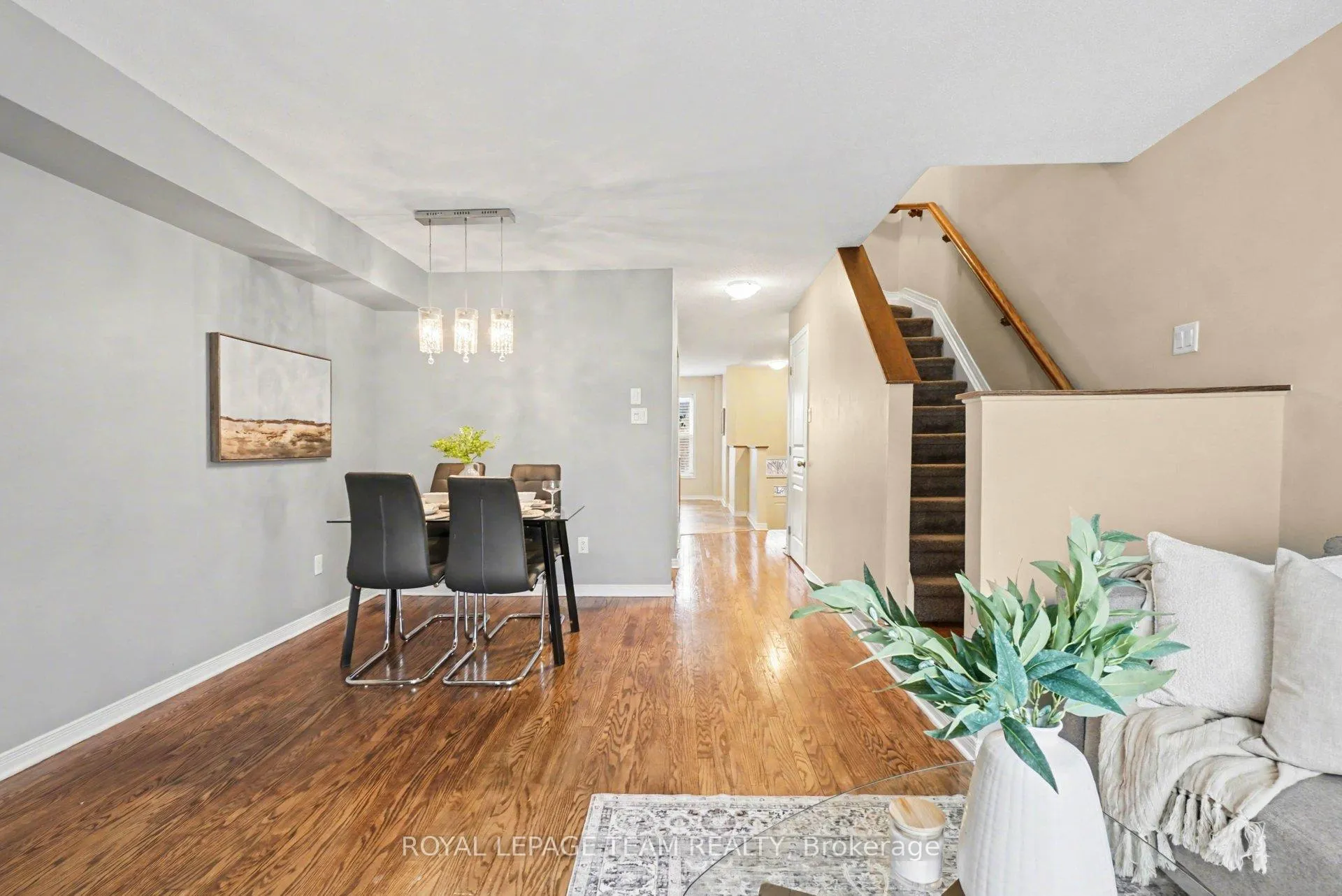 Photo 12 of 175 Scout Street, Ottawa, Central Park — HOMEH