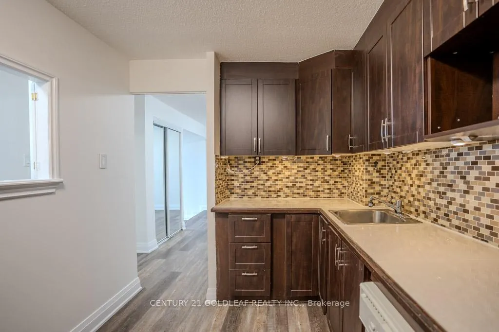 Photo 5 of Unit 501, 415 Greenview Avenue, Ottawa, Lincoln Heights — HOMEH