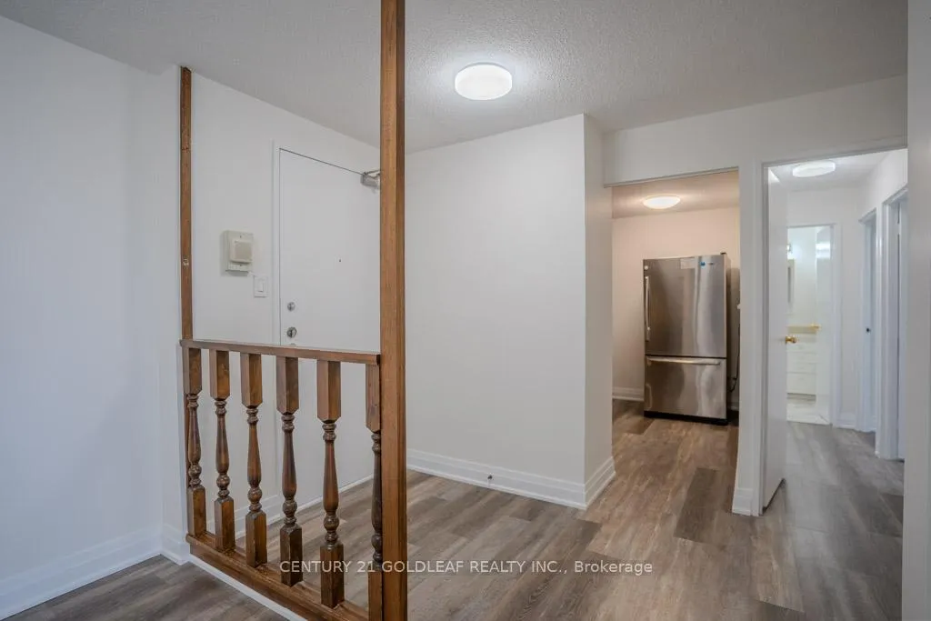Photo 6 of Unit 501, 415 Greenview Avenue, Ottawa, Lincoln Heights — HOMEH